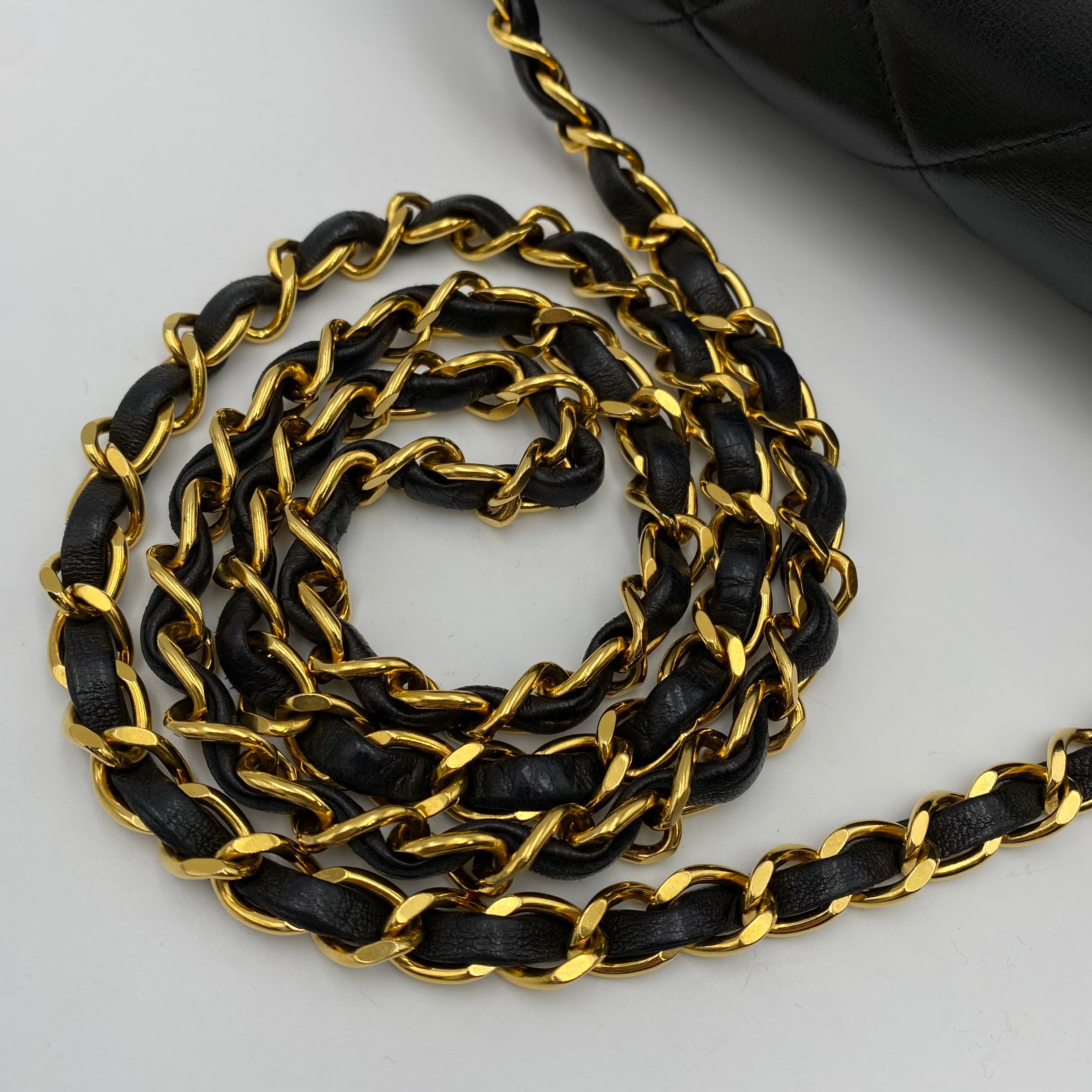 Luxury Promise Japan CHANEL VINTAGE DIANA MEDIUM CHAIN SHOULDER BAG BLACK LAMB SKIN 90220274