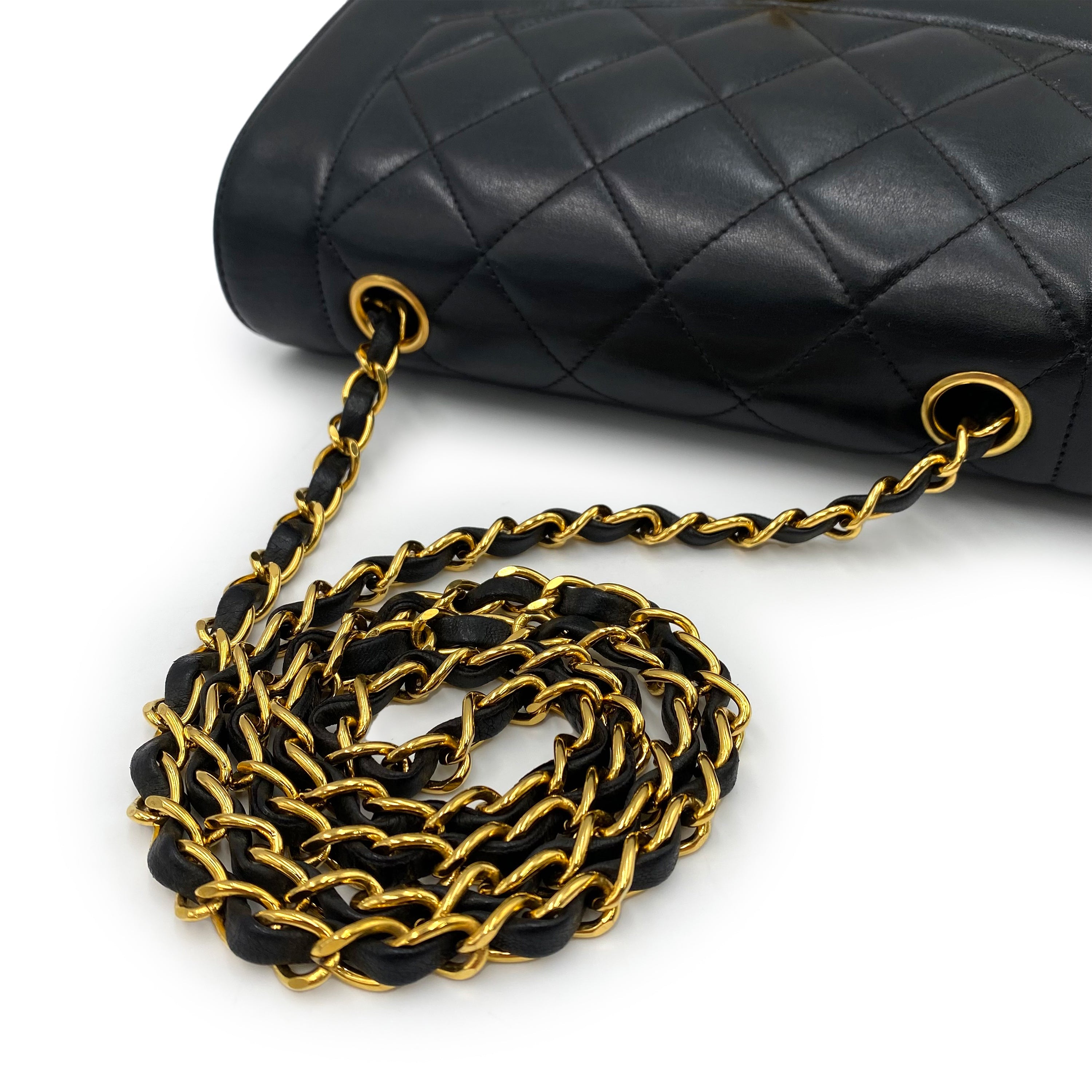 Luxury Promise Japan CHANEL VINTAGE DIANA SMALL CHAIN SHOULDER BAG BLACK LAMB SKIN 90238522