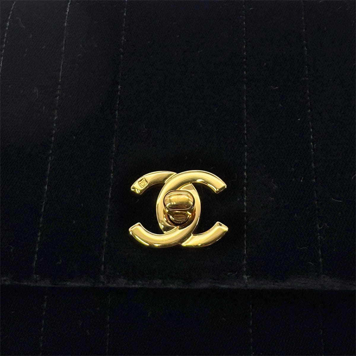 Luxury Promise Japan CHANEL VINTAGE DOUBLE CHAIN HAND BAG BLACK VELOUR 90280646