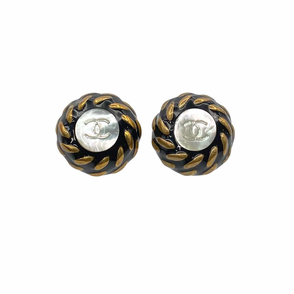 Luxury Promise Japan CHANEL VINTAGE EARRINGS COCOMARK ROUND ACCESSORY 97A 90274486