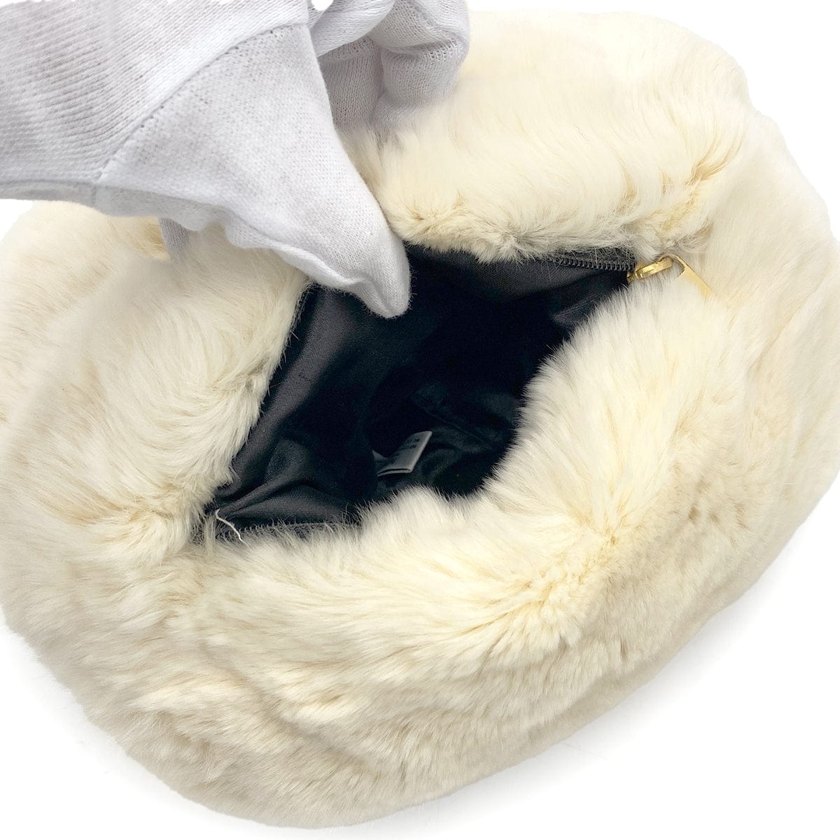 Luxury Promise Japan CHANEL VINTAGE LAPINFUR COCOMARK ARM WARMER CHAIN SHOULDER BAG WHITE FUR 90270848