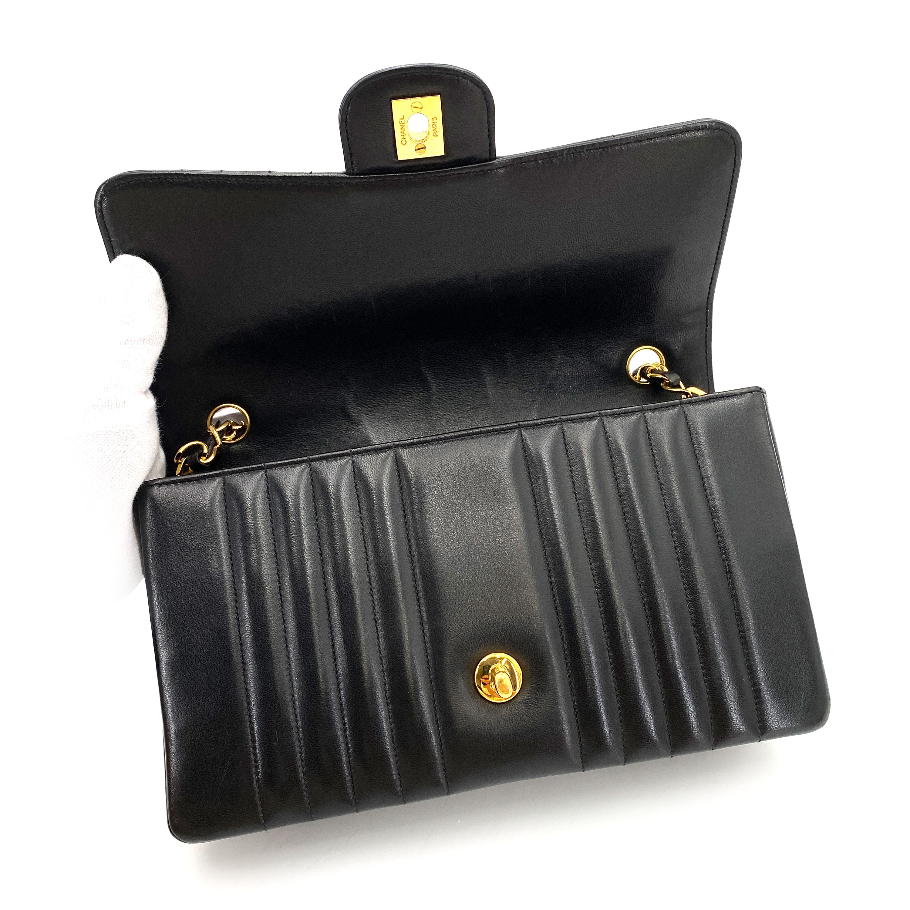 Luxury Promise Japan CHANEL VINTAGE MADEMOISELLE CHAIN SHOULDER BAG BLACK LAMB SKIN 90249871