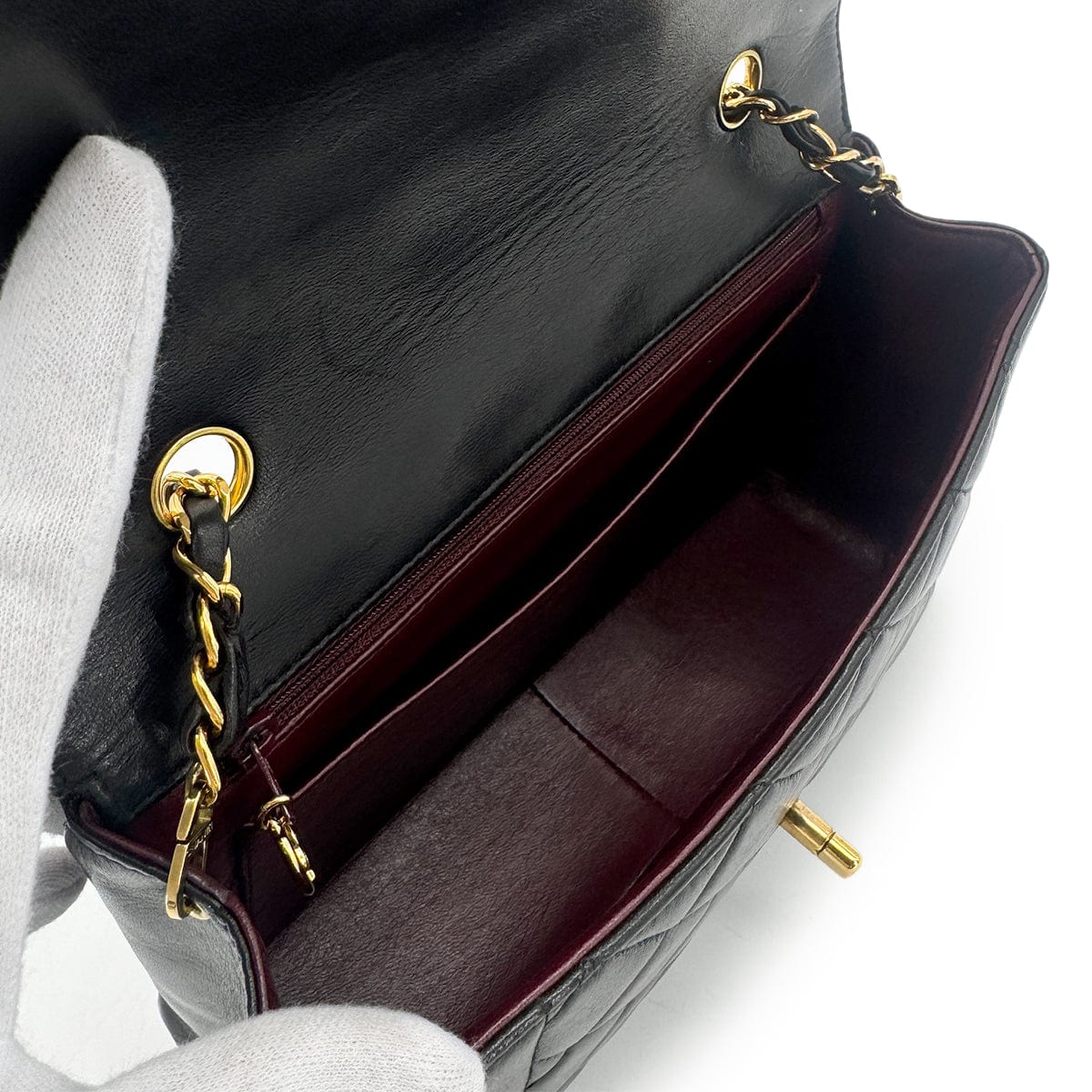 Luxury Promise Japan CHANEL VINTAGE MATELASSE CHAIN SHOULDER BAG BLACK LAMB SKIN 90277069