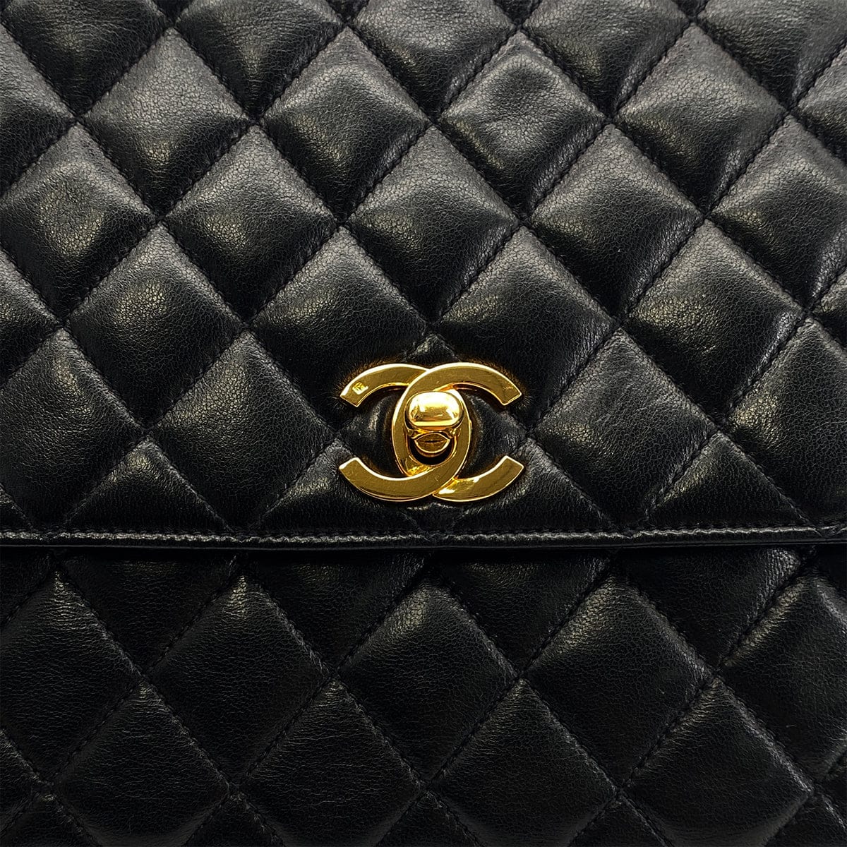 Luxury Promise Japan CHANEL VINTAGE MATELASSE CHAIN SHOULDER BAG BLACK LAMB SKIN 90301699