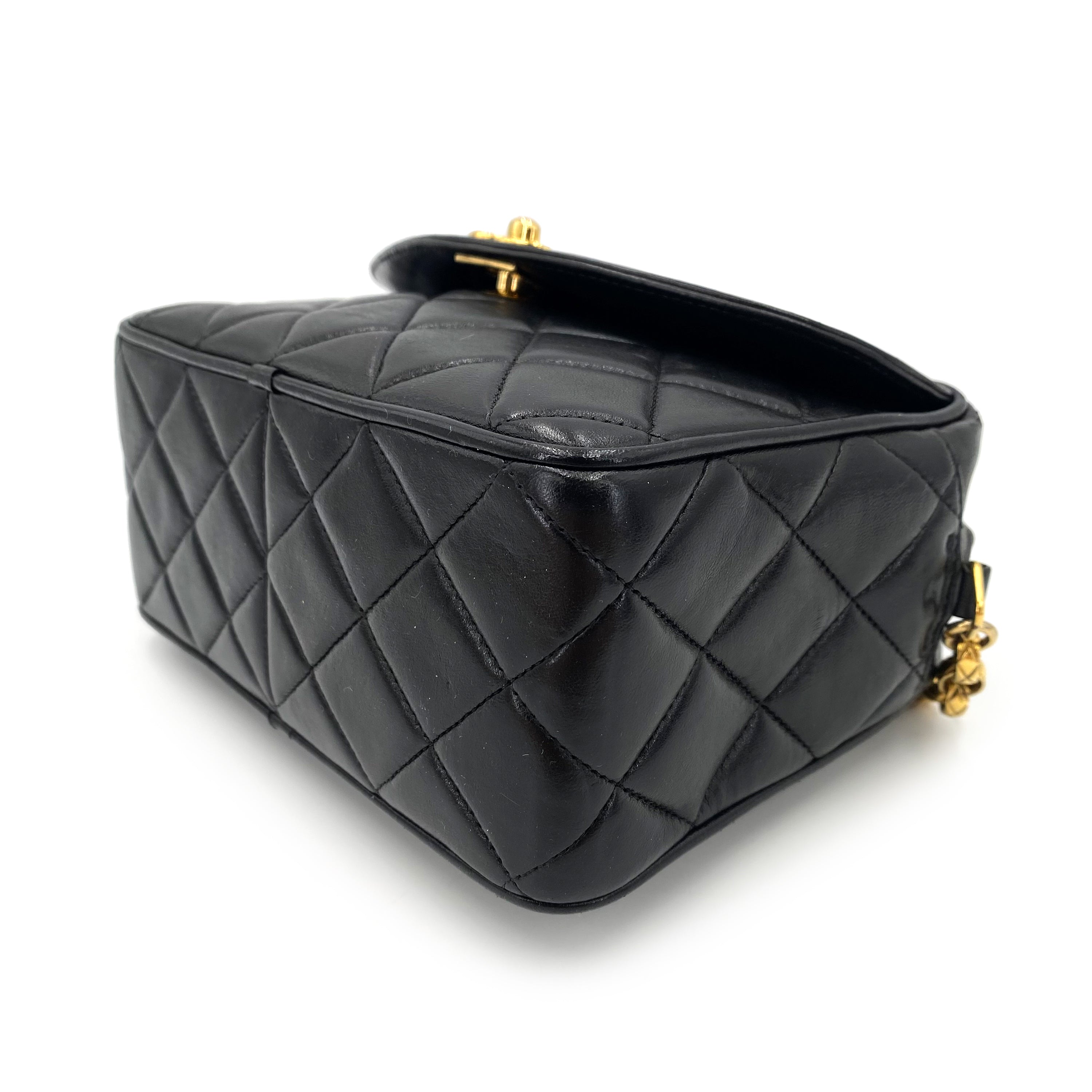 Luxury Promise Japan CHANEL VINTAGE MATELASSE FRINGE BIJOU CHAIN SHOULDER BAG BLACK LAMB SKIN 90239307