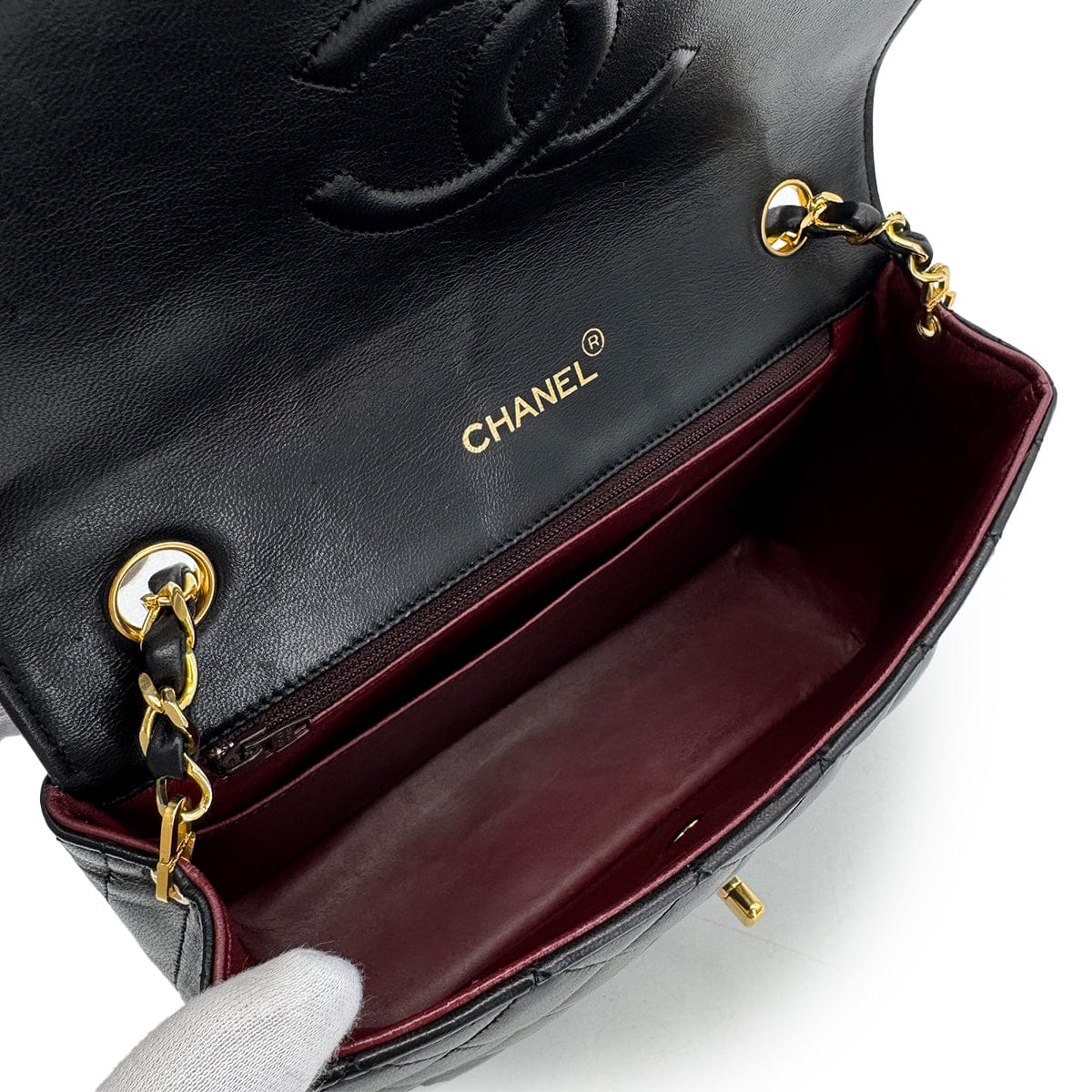 Luxury Promise Japan CHANEL VINTAGE MATELASSE HALF MOON CHAIN SHOULDER BAG BLACK LAMB SKIN 90300011