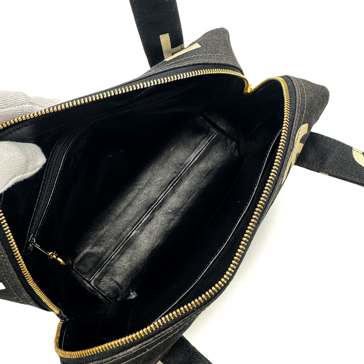Luxury Promise Japan CHANEL VINTAGE MATELASSE LOGO HAND BAG BLACK WHITE CANVAS 90303315