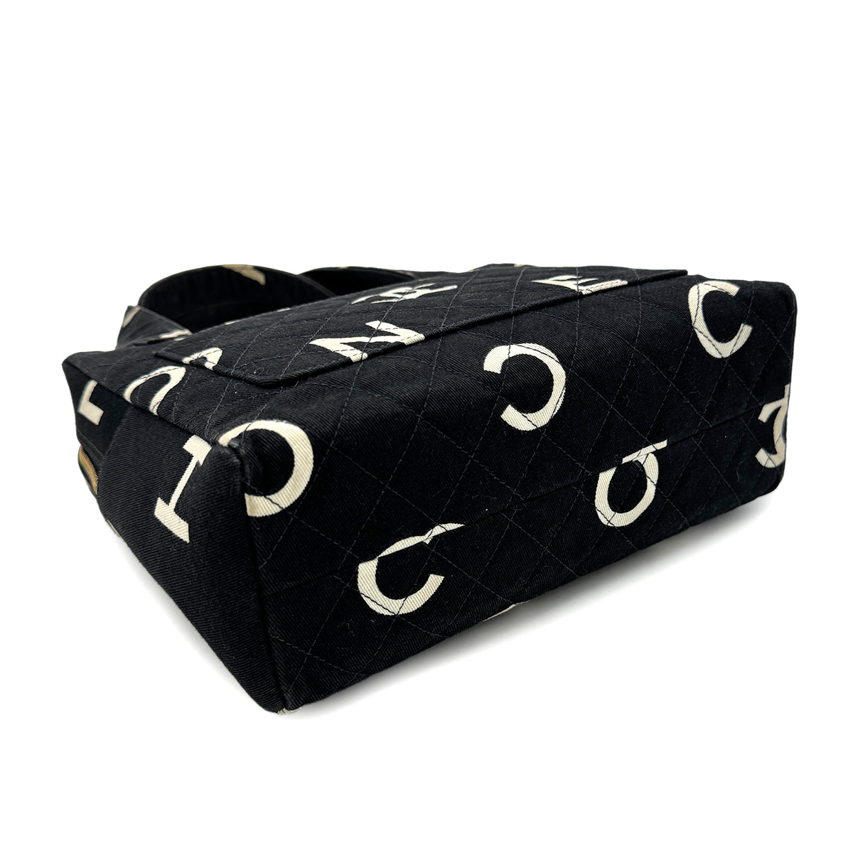 Luxury Promise Japan CHANEL VINTAGE MATELASSE LOGO HAND BAG BLACK WHITE CANVAS 90303315