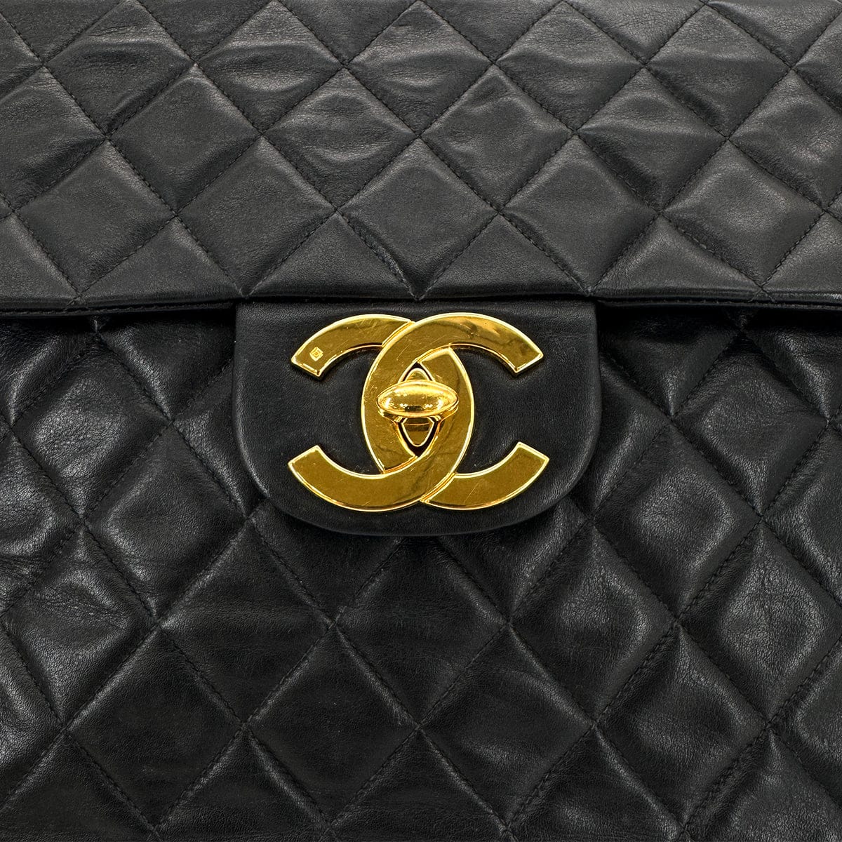 Luxury Promise Japan CHANEL VINTAGE MAXI MATELASSE 34 CHAIN SHOULDER BAG BLACK LAMB SKIN 90301112