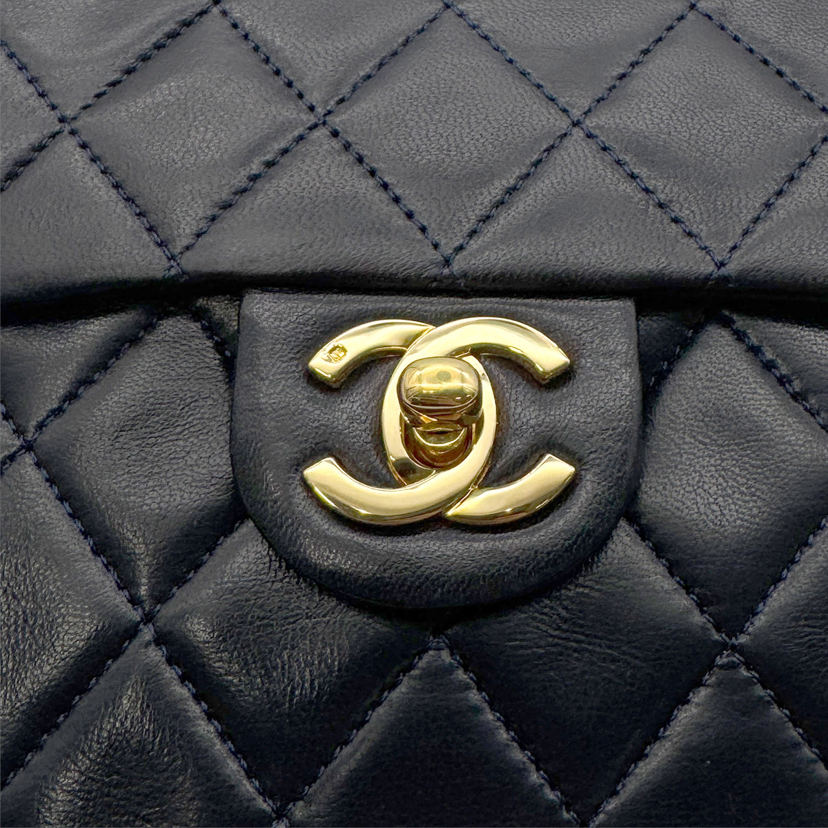Luxury Promise Japan CHANEL VINTAGE MINI SQUARE 17 CHAIN SHOULDER BAG NAVY LAMB SKIN 90265307