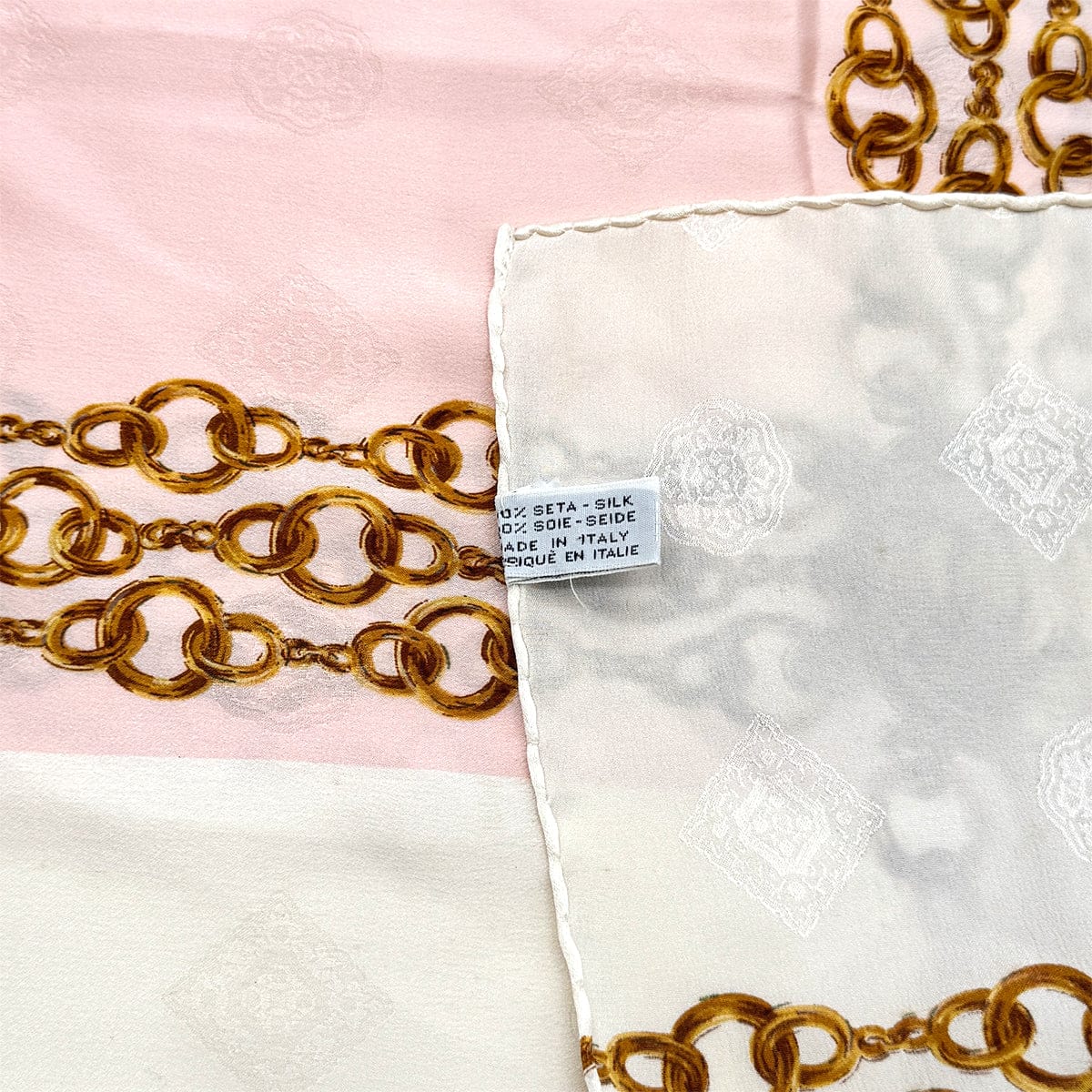 Luxury Promise Japan CHANEL VINTAGE SCARF COCOMARK CHAIN PATTERN WHITE PINK SILK 90278449