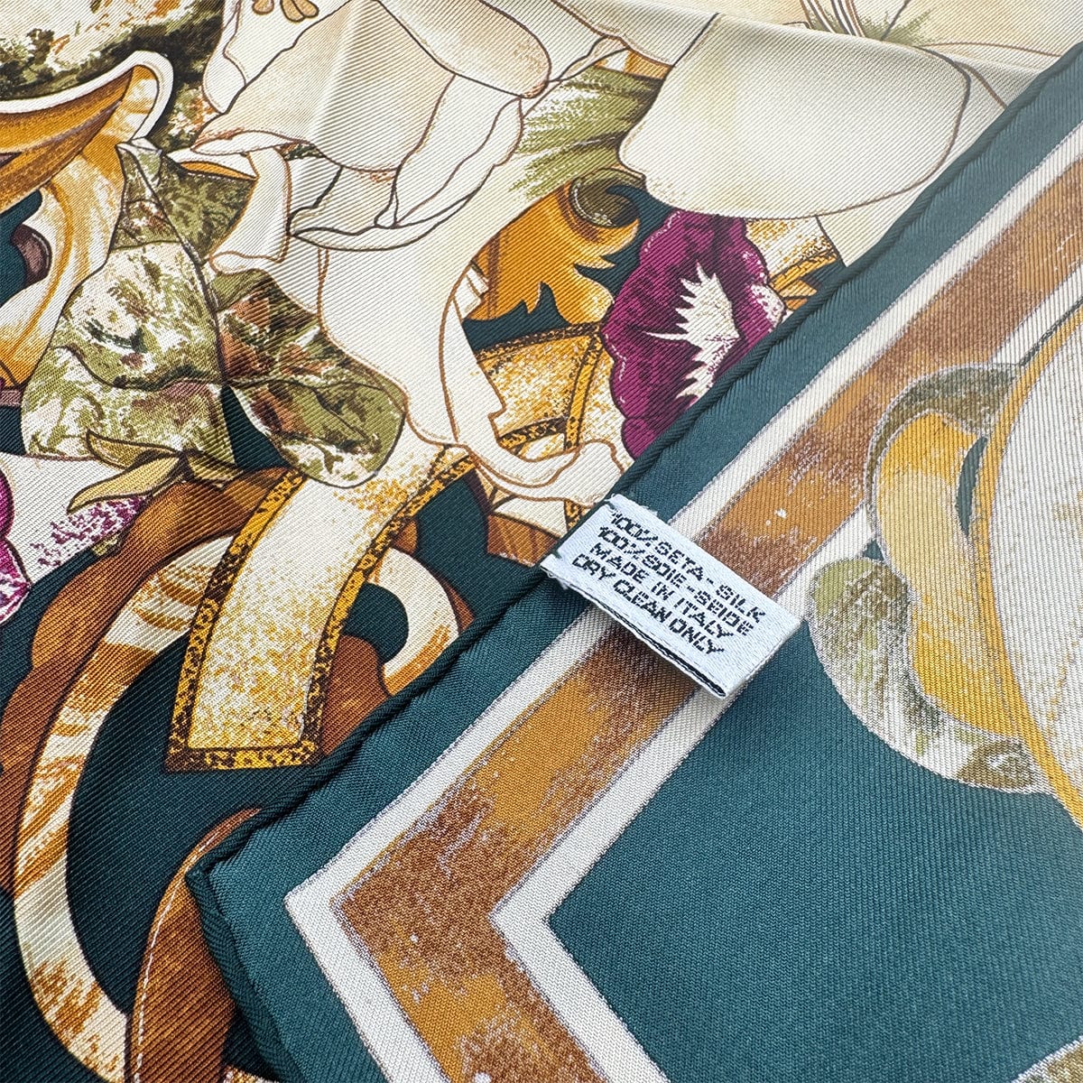 Luxury Promise Japan CHANEL VINTAGE SCARF FLOWER PATTERN MULTICOLOR SILK 90278023