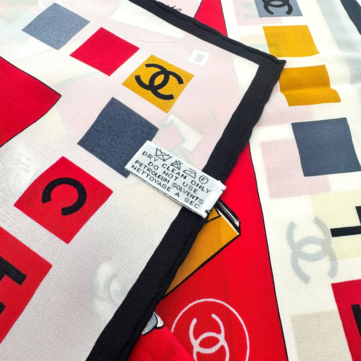 Luxury Promise Japan CHANEL VINTAGE SCARF MULTI DESIGN MULTICOLOR SILK 90278011