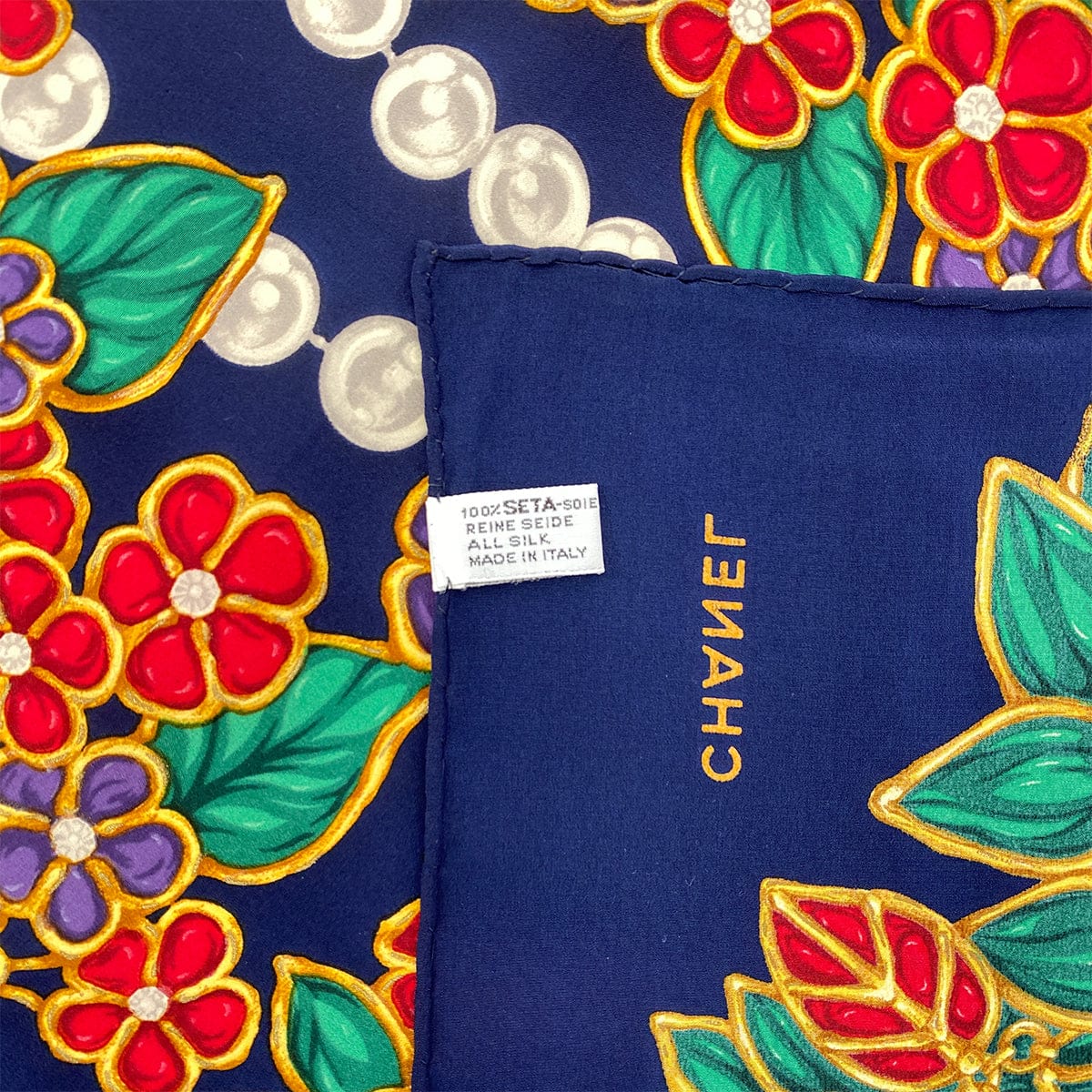 Luxury Promise Japan CHANEL VINTAGE SCARF NAVY MULTICOLOR SILK 90306876