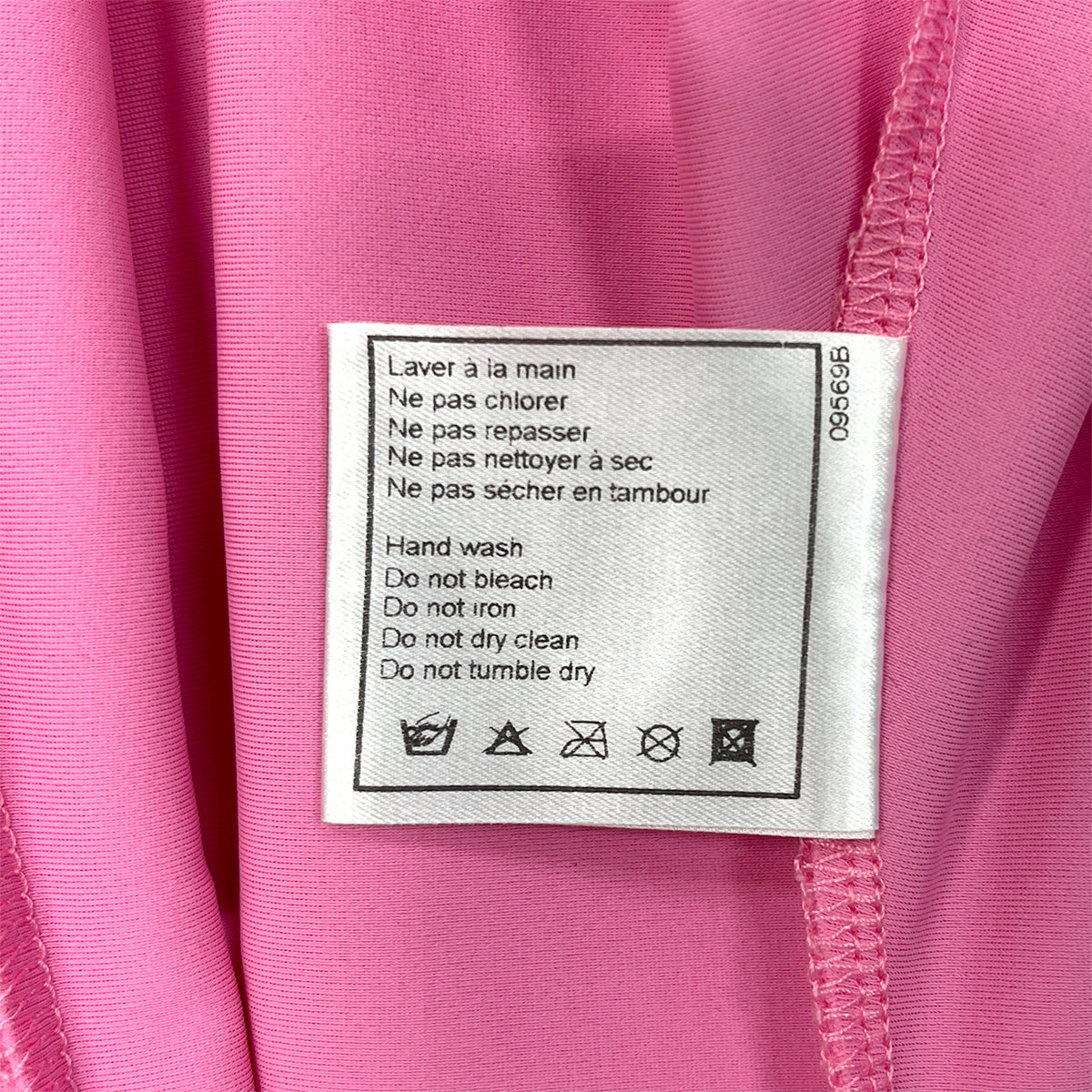 Luxury Promise Japan CHANEL VINTAGE SLEEVELESS TOPS PINK NYLON 40 00C RTW 90288046