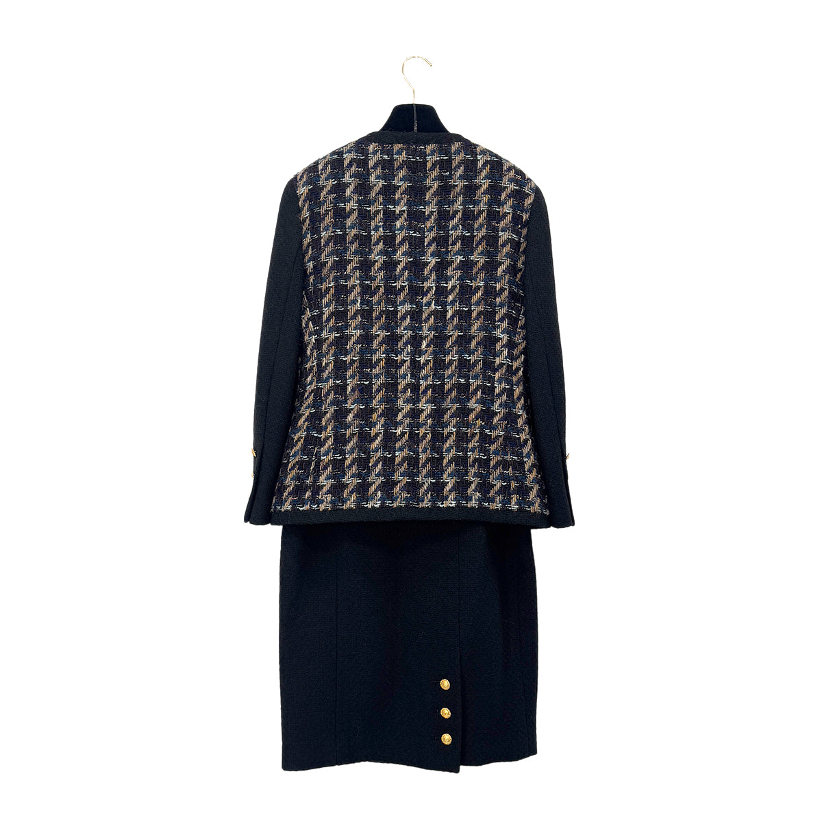 Luxury Promise Japan CHANEL VINTAGE TWEED JACKET SKIRT SET WOOL COCO BUTTON BLACK 40 RTW 90288033