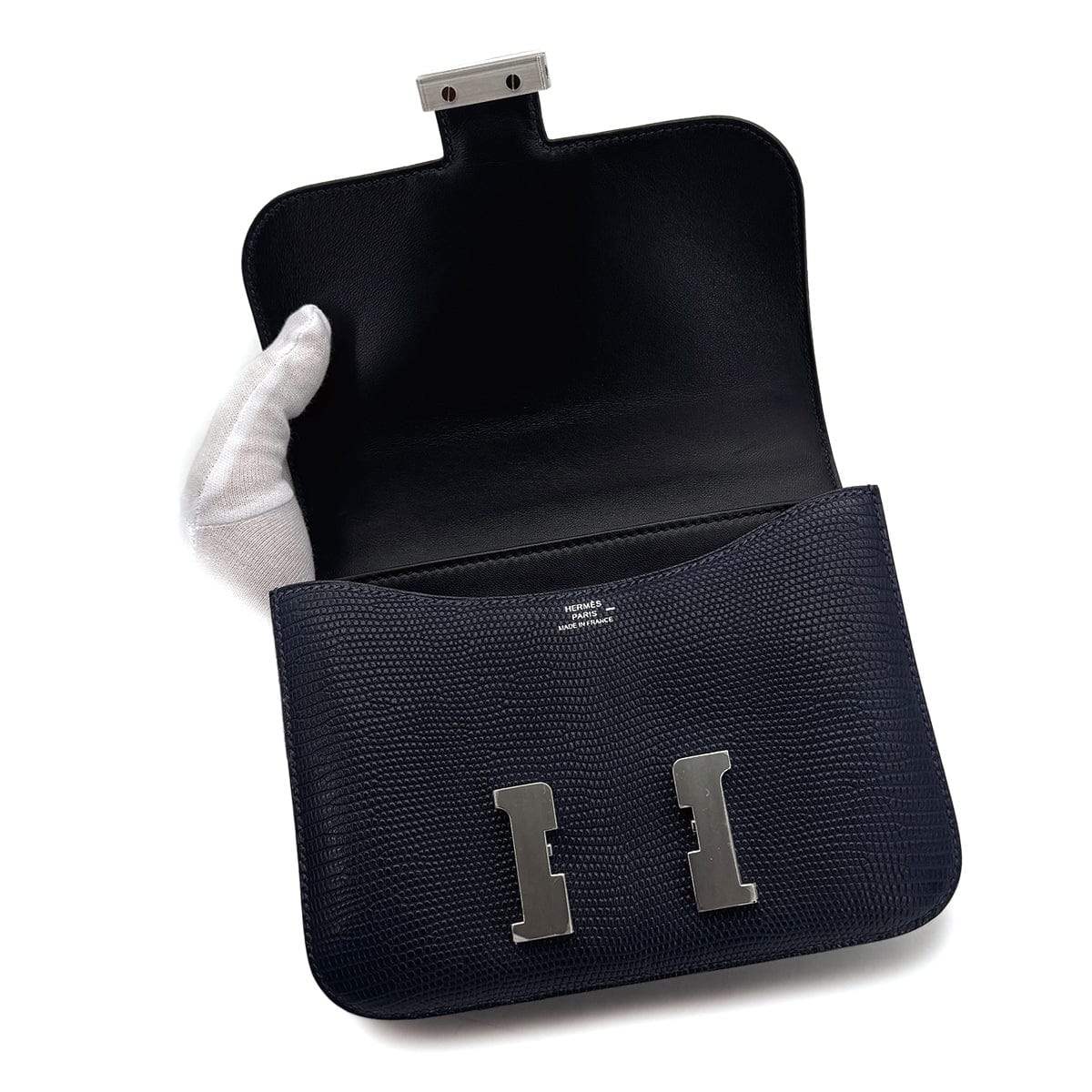 Luxury Promise Japan HERMES CONSTANCE MINI 18 AIZOME TOMEKON LIZARD SHOULDER BAG 2022 U PALLADIUM HARDWARE 90311955