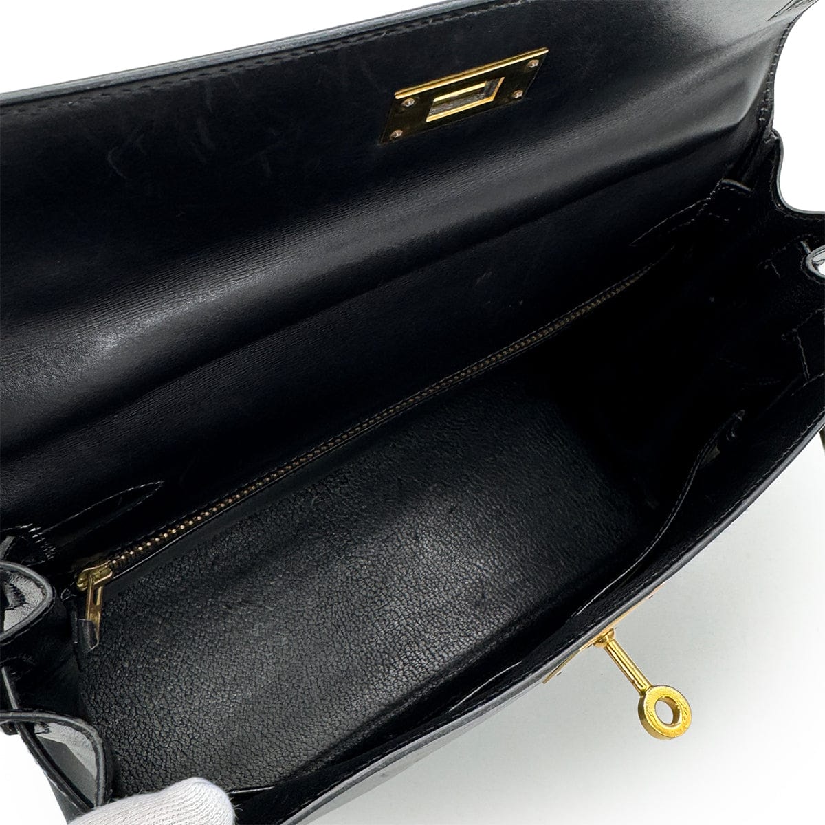 Luxury Promise Japan HERMES KELLY 28 RETOURNE BLACK BOXCALF HAND BAG 1992 CIRCLE V GOLD HARDWARE 90324219