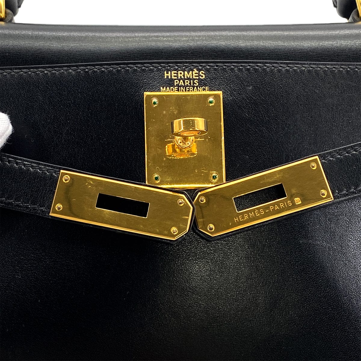 Luxury Promise Japan HERMES KELLY 28 RETOURNE BLACK BOXCALF HAND SHOULDER BAG 1999 SQUARE C GOLD HARDWARE 90324139