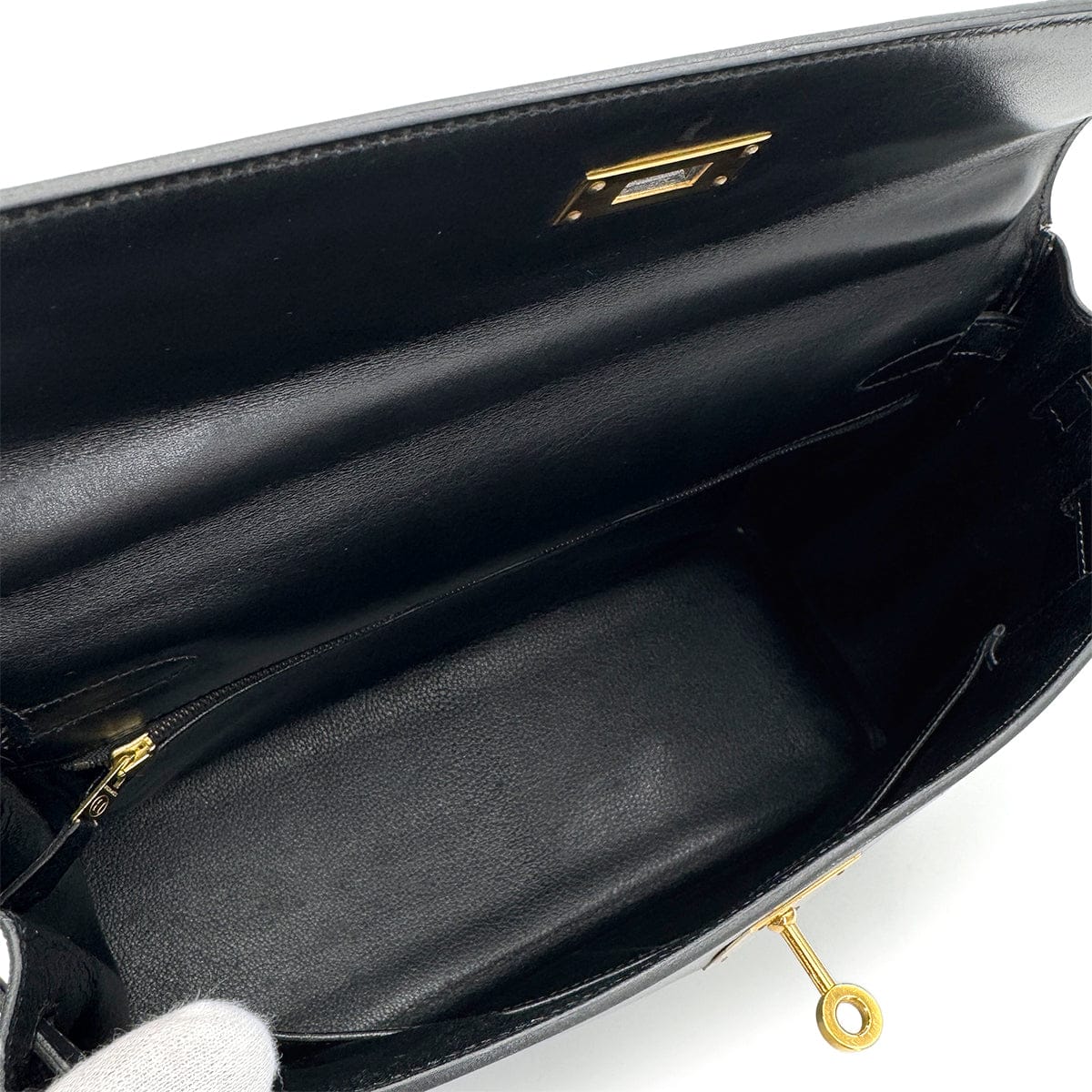 Luxury Promise Japan HERMES KELLY 32 RETORNE BLACK BOXCALF HAND BAG 1993 CIRCLE W GOLD HARDWARE 90318194