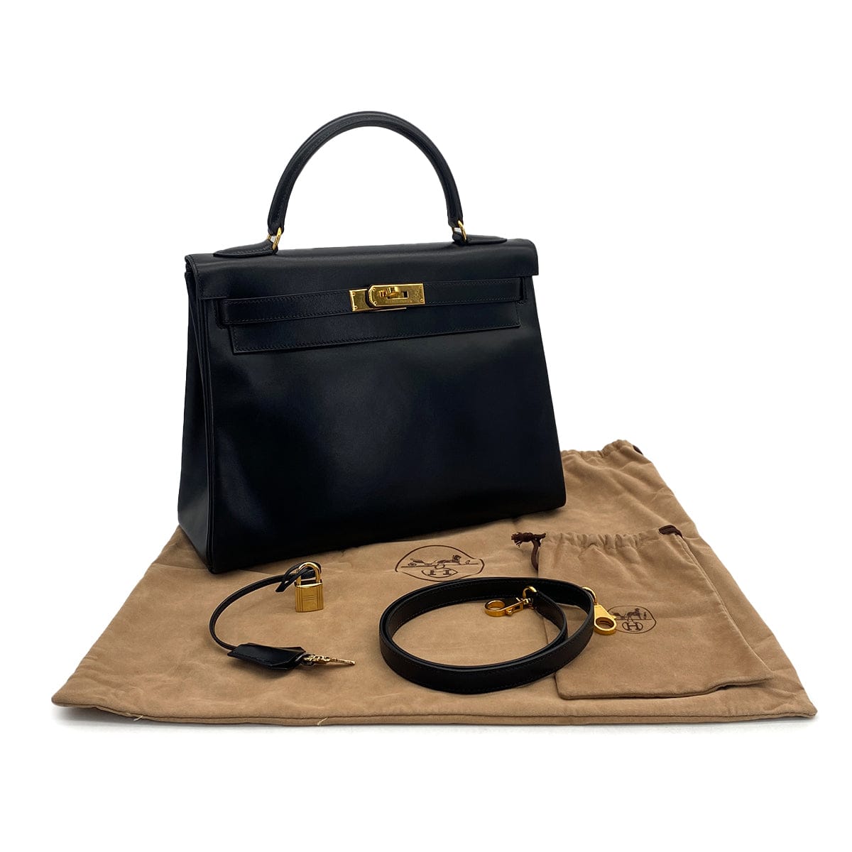 Luxury Promise Japan HERMES KELLY 32 RETOURNE BLACK BOXCALF HAND SHOULDER BAG 〇Z GOLD HARDWARE 90307910