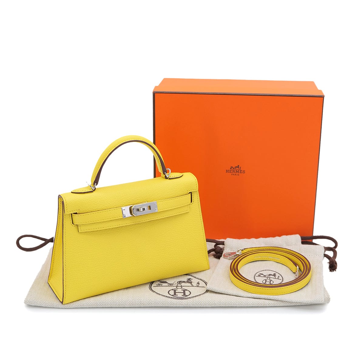 Luxury Promise Japan HERMES KELLY MINI 2 LIME GRIS PALE CHEVRE SWIFT HAND SHOULDER BAG 2025 K STAMP PALLADIUM HARDWARE 90325343