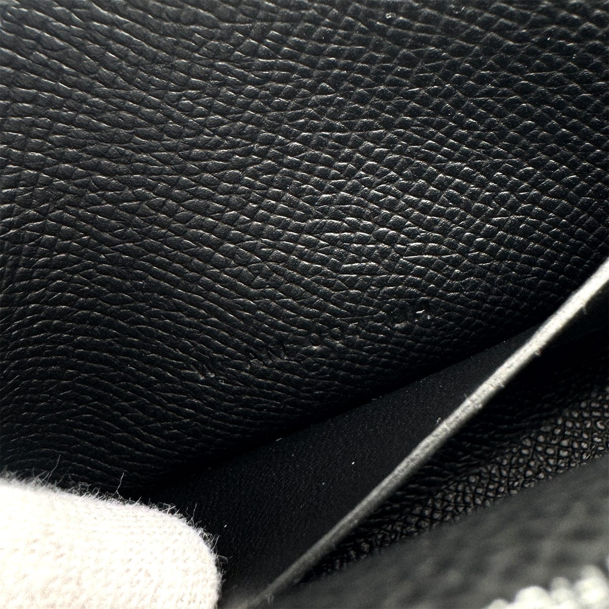 Luxury Promise Japan HERMES NAPPE TO GO BLACK EPSOM W 90283458