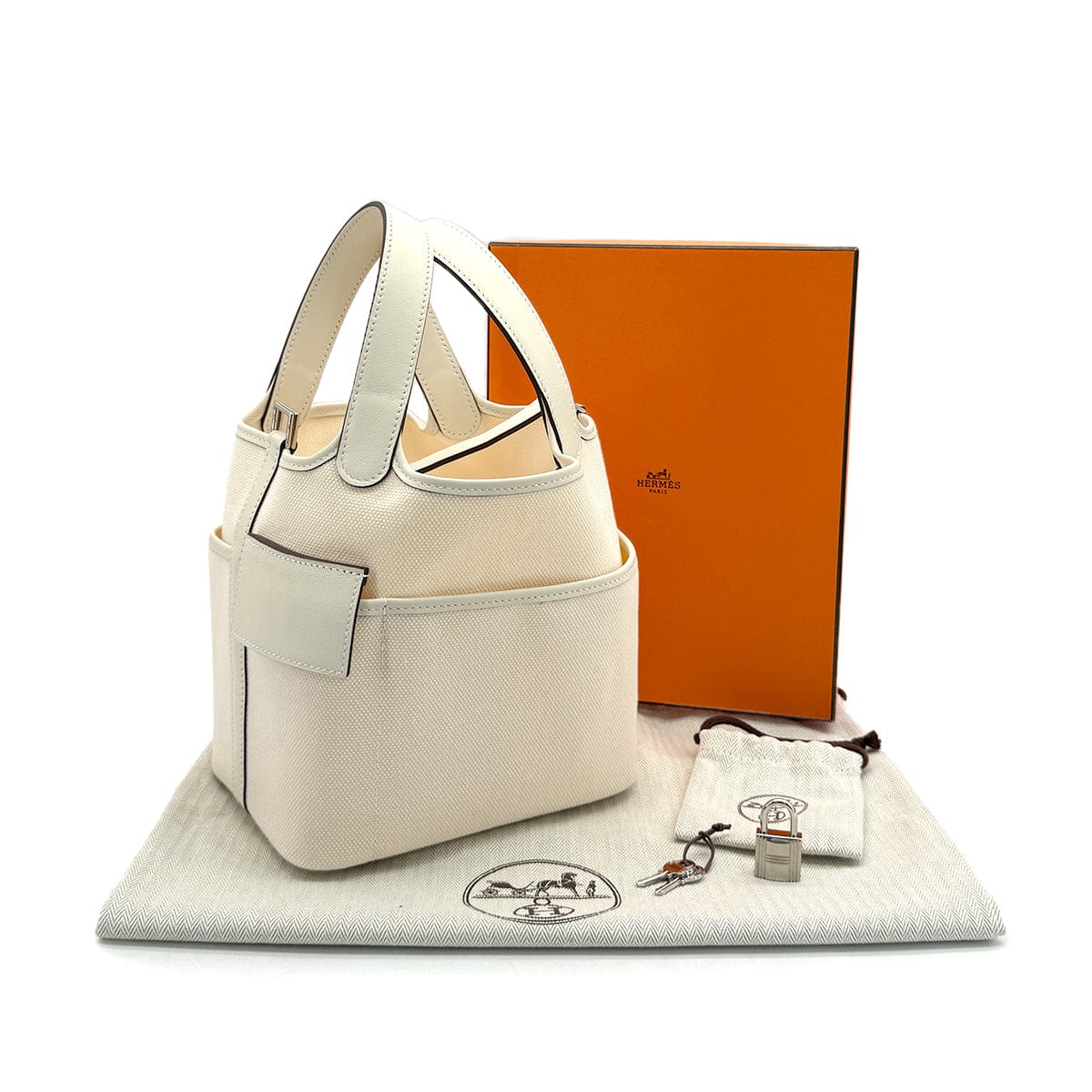 Luxury Promise Japan HERMES PICOTIN LOCK 18 PM CARGO POCKET NATA TOILE GOELAND VEAU SWIFT 2022 U STAMP PALLADIUM HARDWARE 90321151