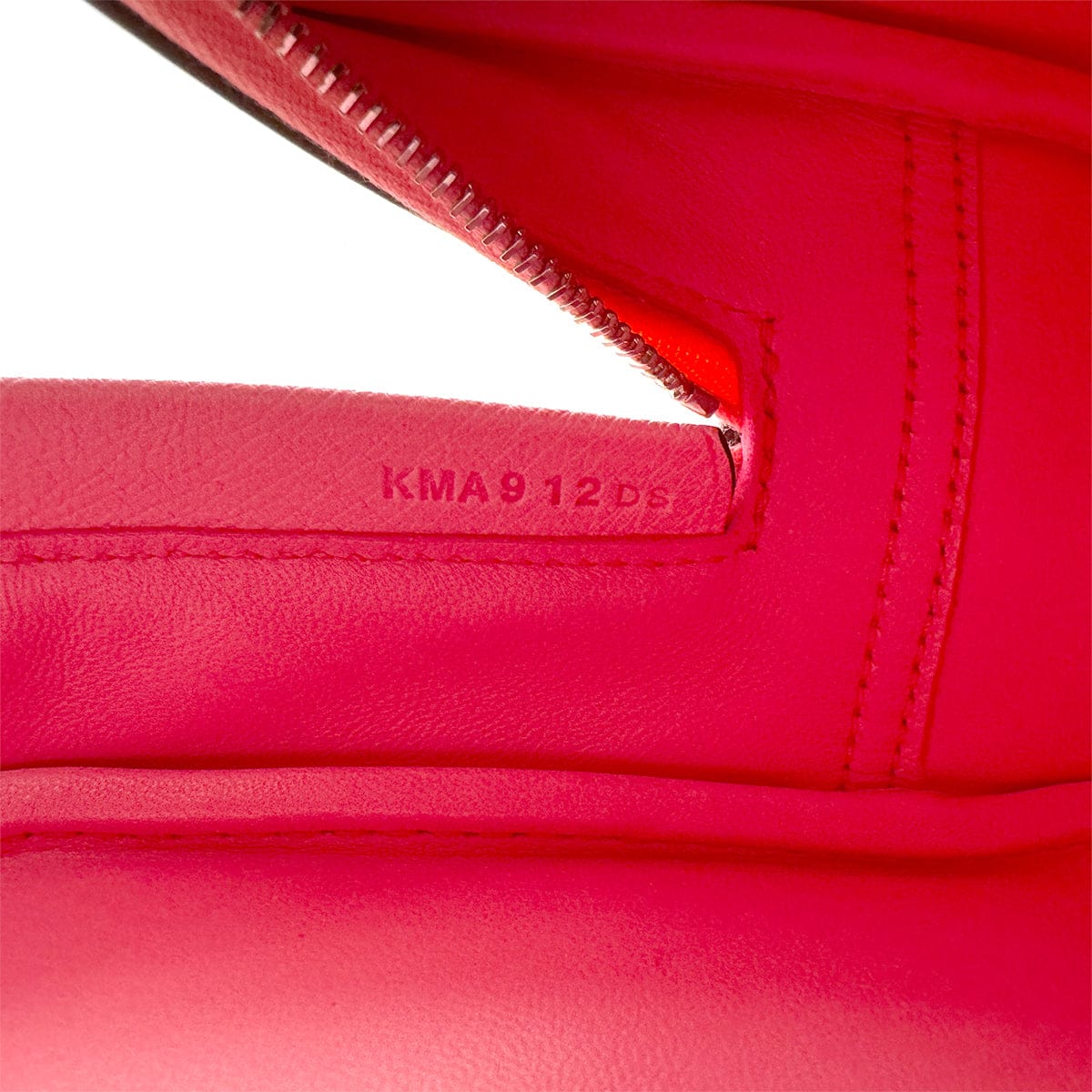 Luxury Promise Japan HERMES PLUME MINI ROSE BUBBLEGUM OSTRICH CHAIN HAND BAG 2025 K STAMP PALLADIUM HARDWARE 90316993