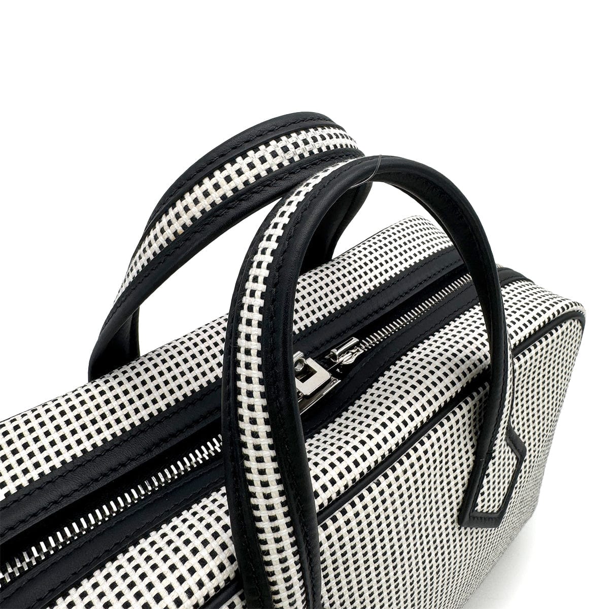 luxury promise japan HERMES VICTORIA 3 FOURRE TOUT MINI BLACK WHITE TOILE QUADRILLE VEAU SWIFT HAND BAG 2023 B PALLADIUM HARDWARE 90313545