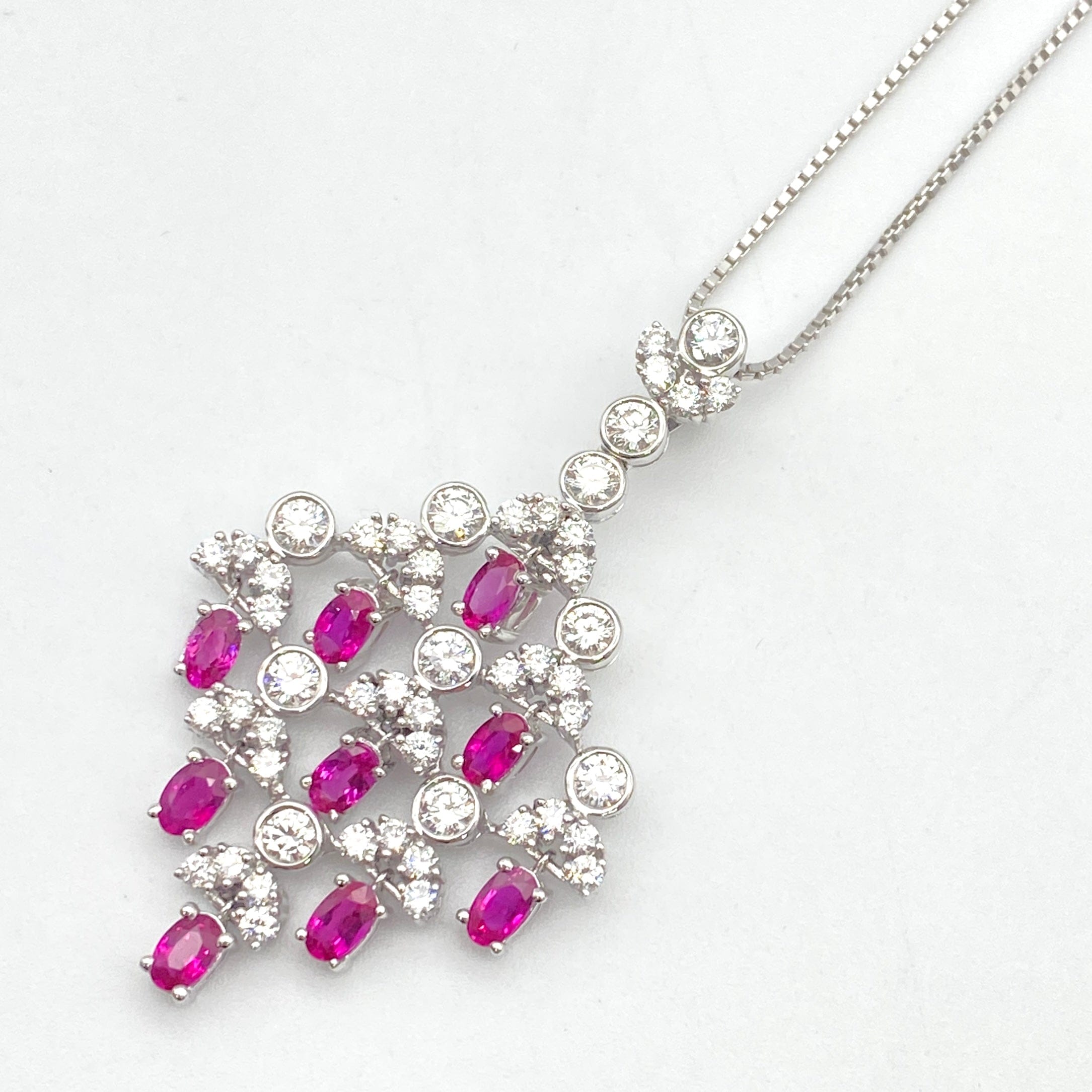 Luxury Promise Japan Jewelry Maki K18WG Ruby Penneck R2.62 D2.90 Sorting 17.3g 51493