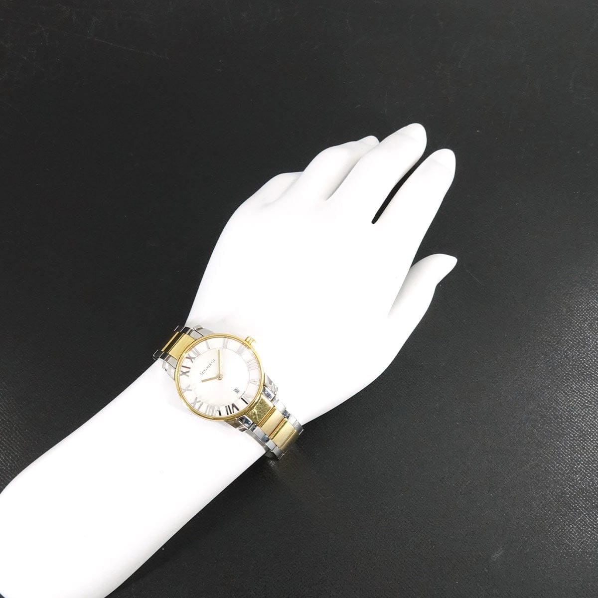 Luxury Promise Japan TIFFANY&CO. Atlas Dome Z1830 11 15A21A00A Silver Dial Quartz Watch 90320037