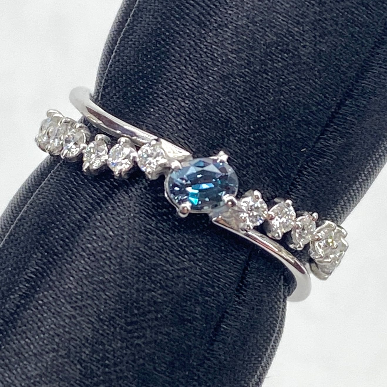 Luxury Promise Japan K18WG Alexandrite Ring Gem Kelly AX 0.212 DA 0.25 2.6g Center 26-94-0 US6