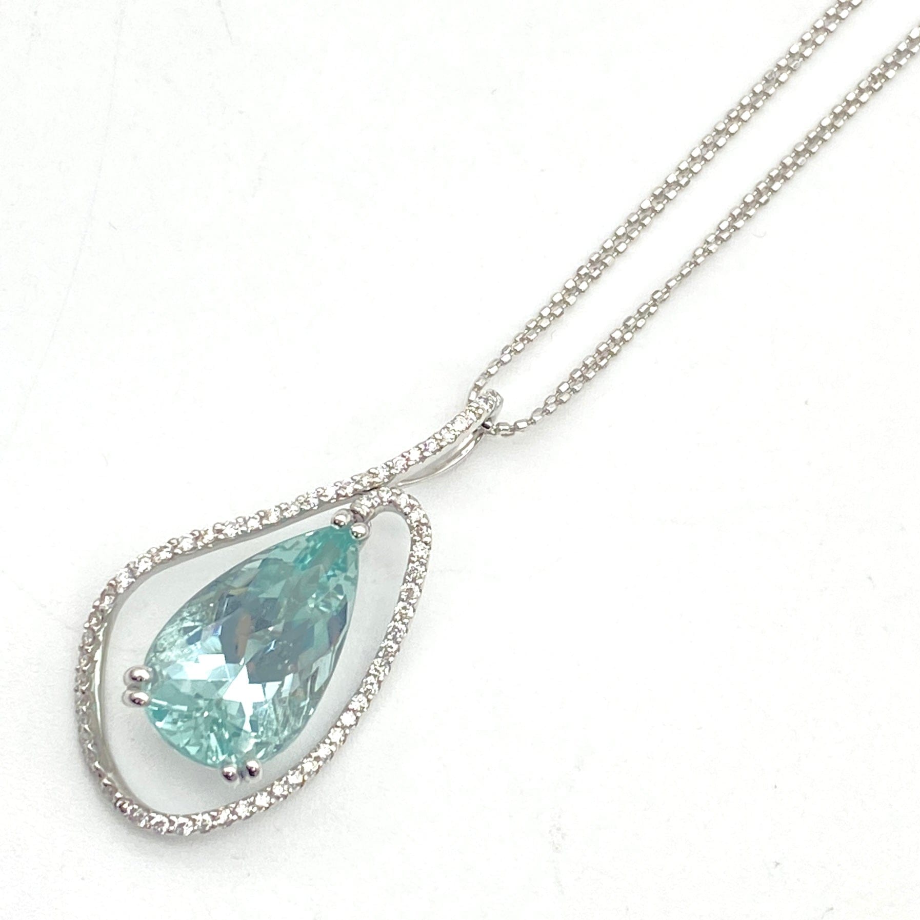 Luxury Promise Japan K18WG Aquamarine Penneck AQ8.59 D0.41 NGL Sorting 8.7g 53424
