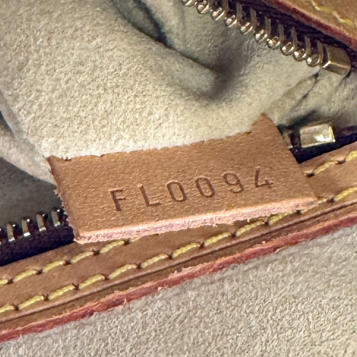 Luxury Promise Japan LOUIS VUITTON MONOGRAM LOOPING MM SHOULDER BAG BROWN M51146 90312579