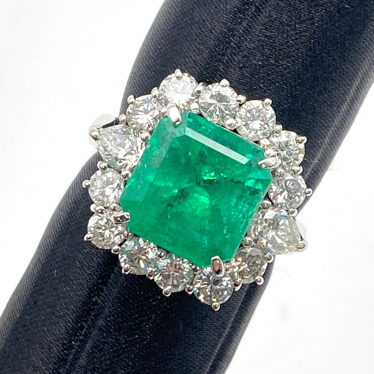 Luxury Promise Japan Pt900 Emerald Ring E4.892 D1.79 GRJ Sorting 10.4g US6.25 51721