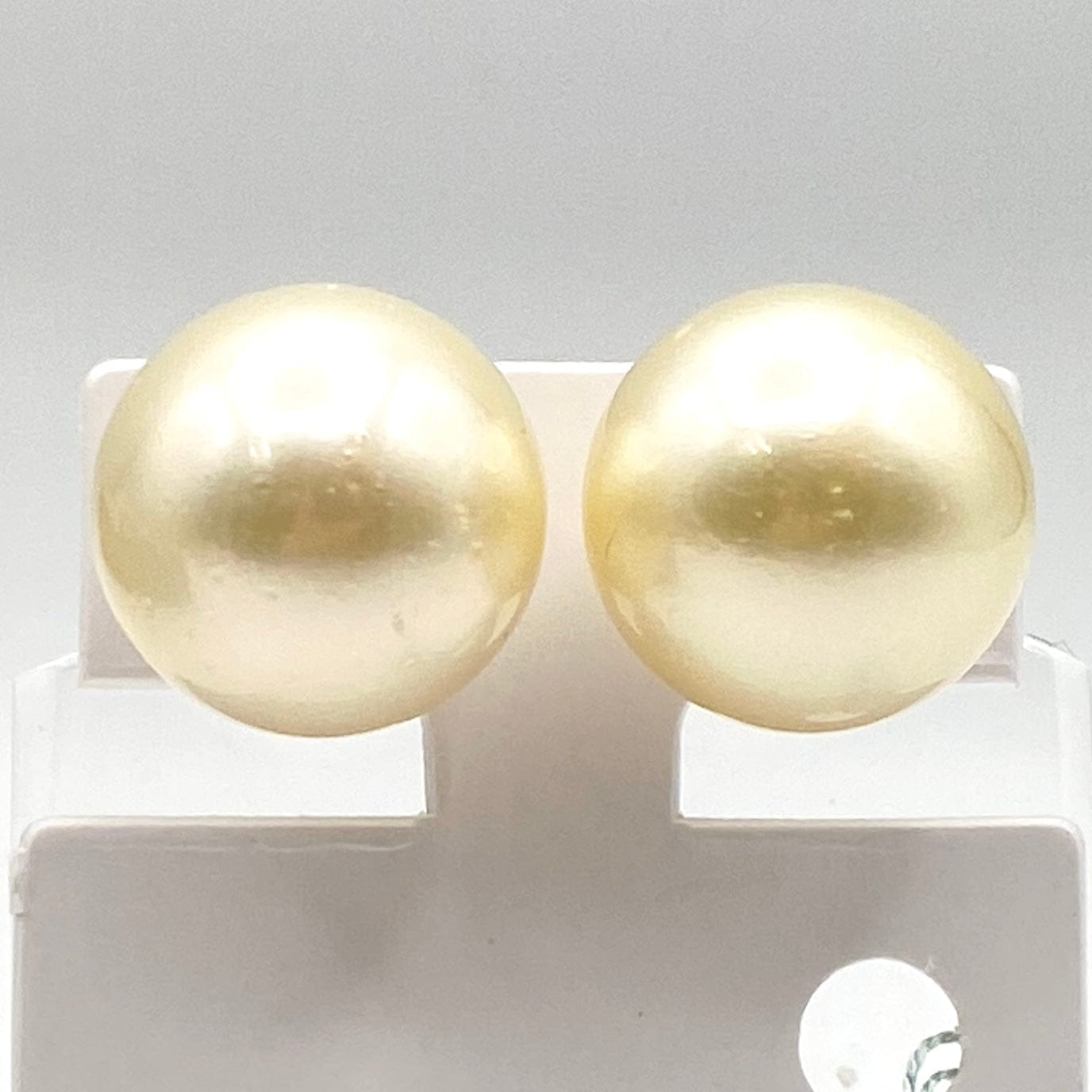 Luxury Promise Japan Pt900 South Sea Pearl Earrings 8.9g 54759