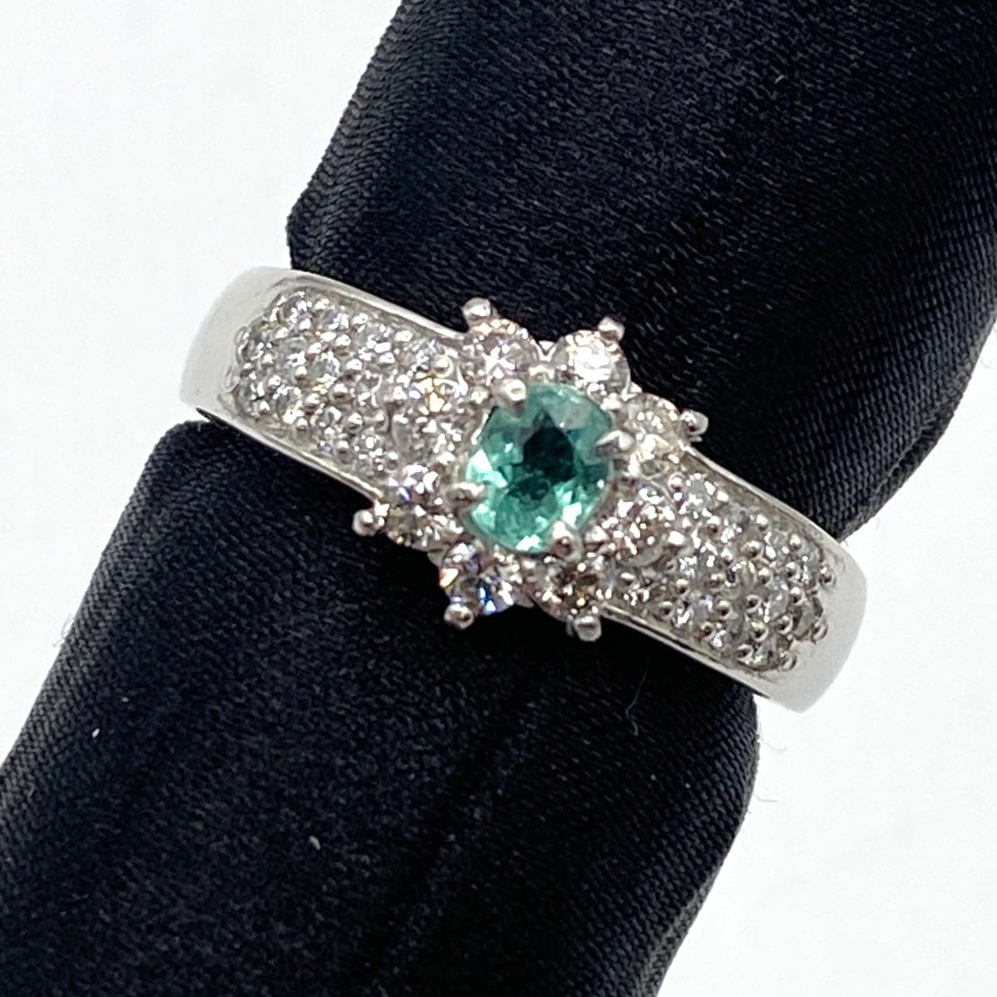 Luxury Promise Japan PT950 Paraiba Ring, PRT 0.273 DA 0.50 8.5g, NGL Identification Card, US5.75 26-20795-0