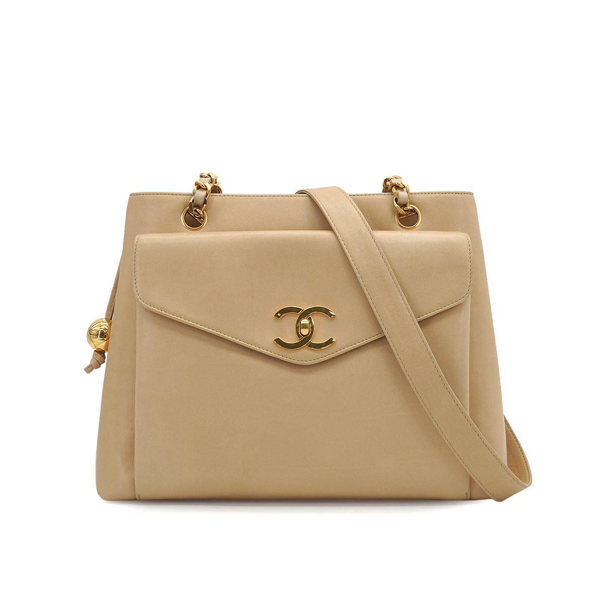 Luxury Promise Japan VINTAGE CHANEL CHAIN SHOULDER BAG BEIGE LAMB SKIN GOLD HARDWARE 90331862