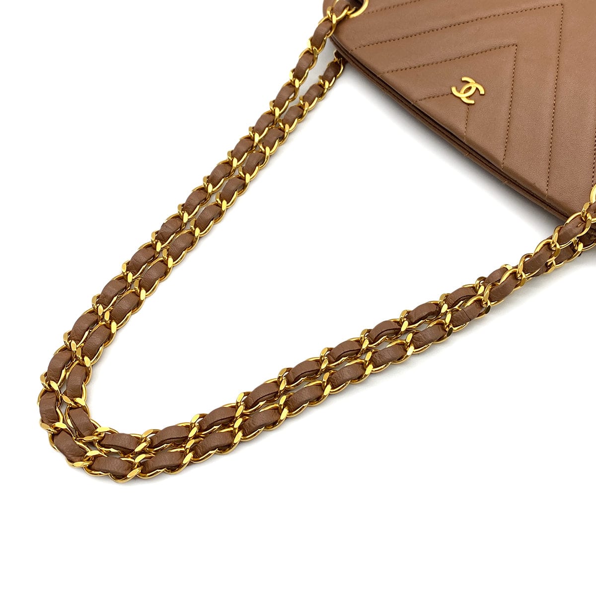 Luxury Promise Japan VINTAGE CHANEL CHEVRON CHAIN SHOULDER BAG CAMEL LAMB SKIN GOLD HARDWARE 90324814