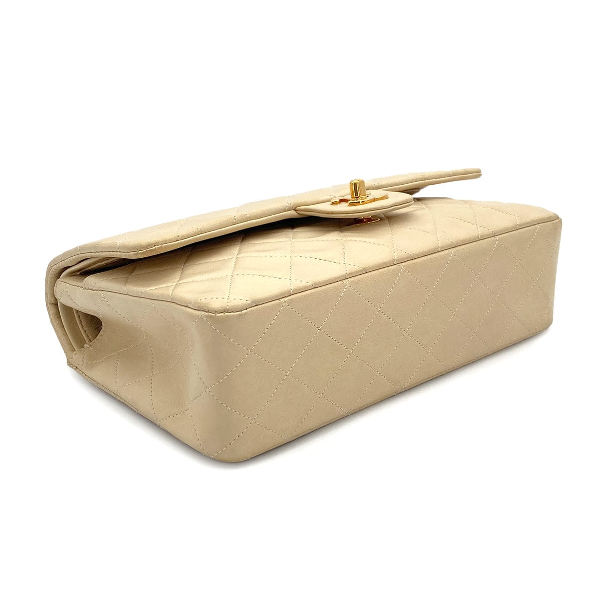 Luxury Promise Japan VINTAGE CHANEL CLASSIC FLAP MEDIUM CHAIN SHOULDER BAG BEIGE LAMB SKIN GOLD HARDWARE 90314339