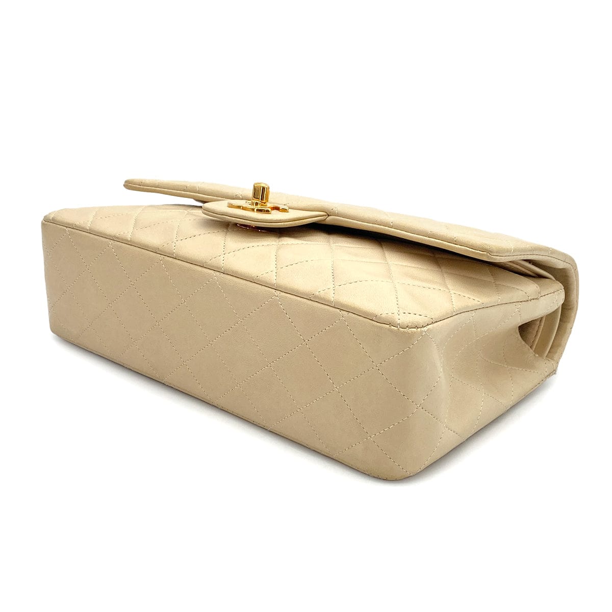 Luxury Promise Japan VINTAGE CHANEL CLASSIC FLAP MEDIUM CHAIN SHOULDER BAG BEIGE LAMB SKIN GOLD HARDWARE 90314339