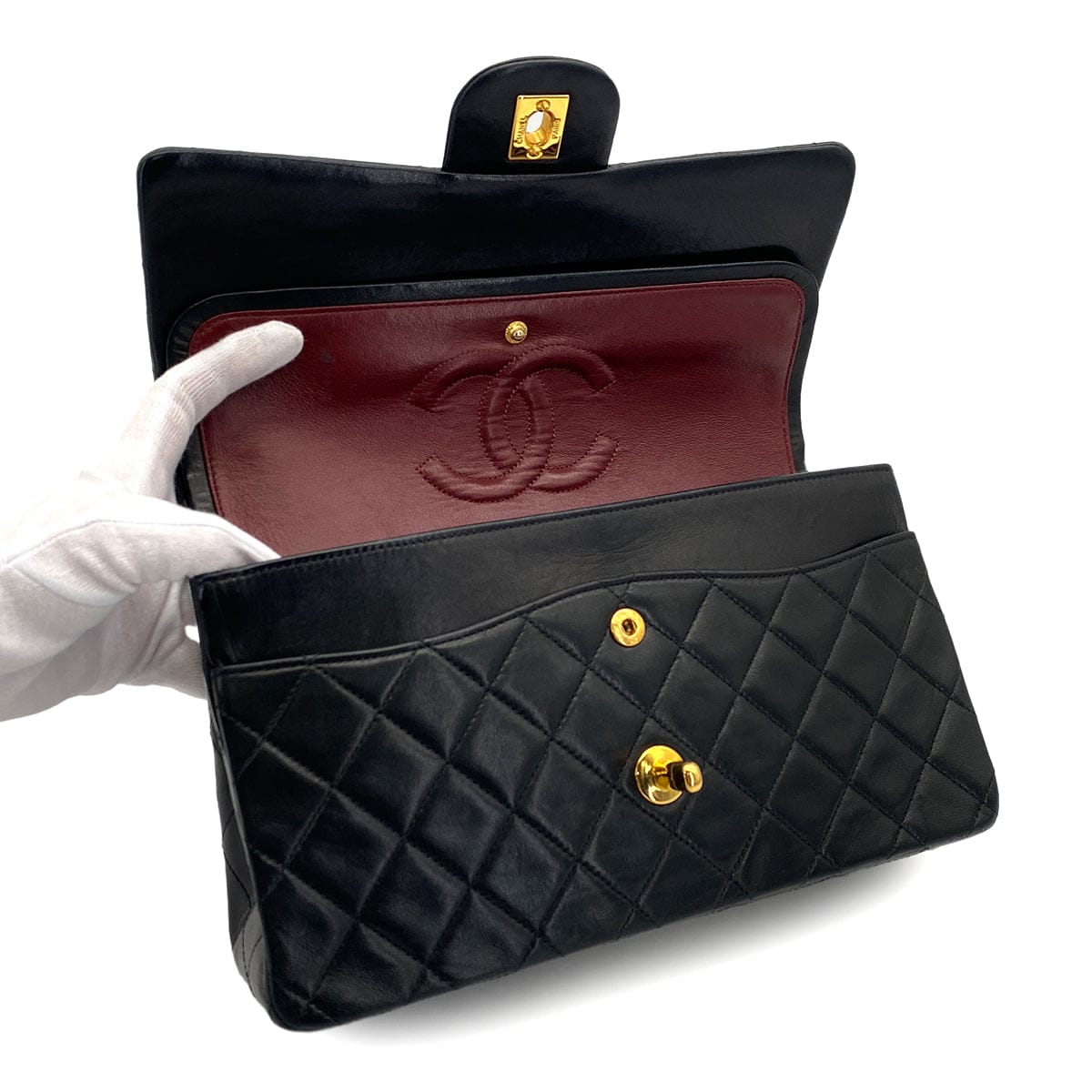 Luxury Promise Japan VINTAGE CHANEL CLASSIC FLAP MEDIUM CHAIN SHOULDER BAG BLACK LAMB SKIN GOLD HARDWARE 90318724