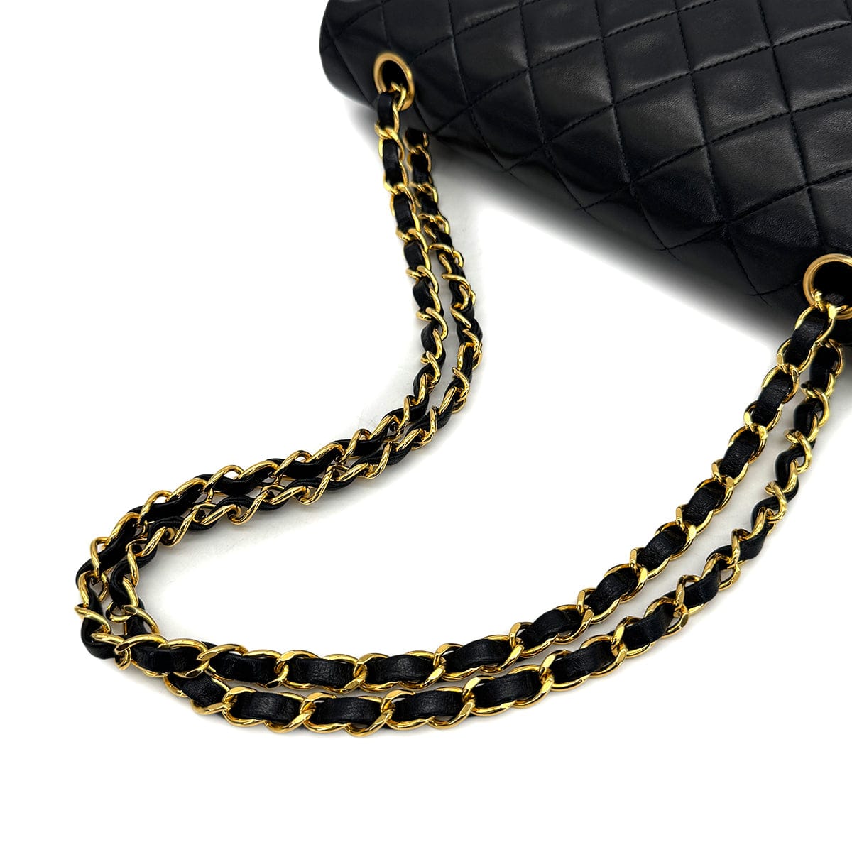 Luxury Promise Japan VINTAGE CHANEL CLASSIC FLAP MEDIUM CHAIN SHOULDER BAG BLACK LAMB SKIN GOLD HARDWARE 90323199