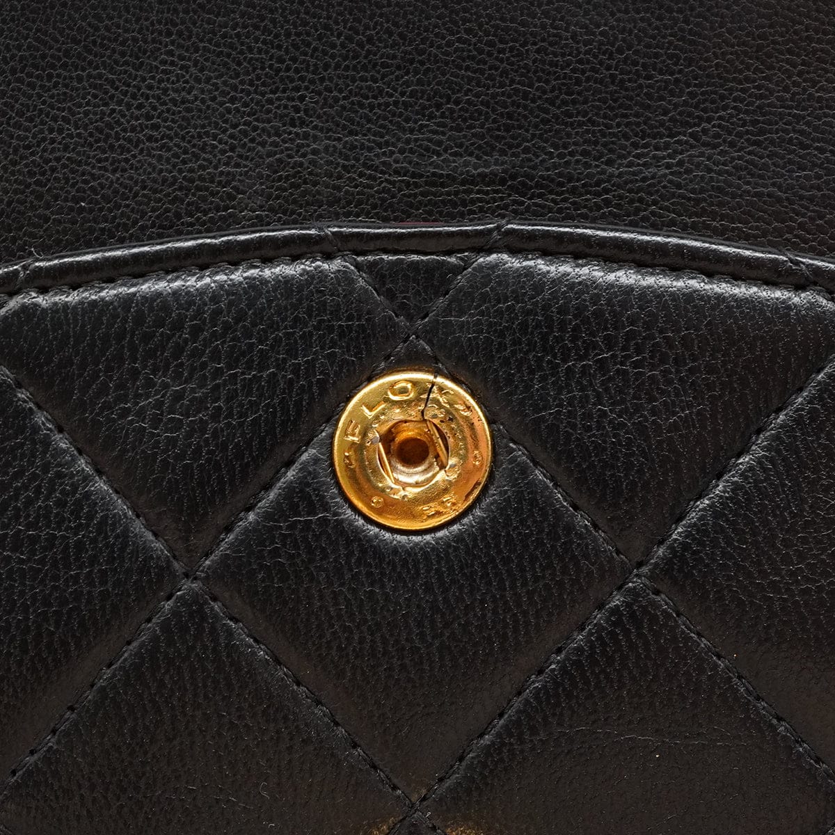 Luxury Promise Japan VINTAGE CHANEL CLASSIC FLAP MEDIUM CHAIN SHOULDER BAG BLACK LAMB SKIN GOLD HARDWARE 90343946