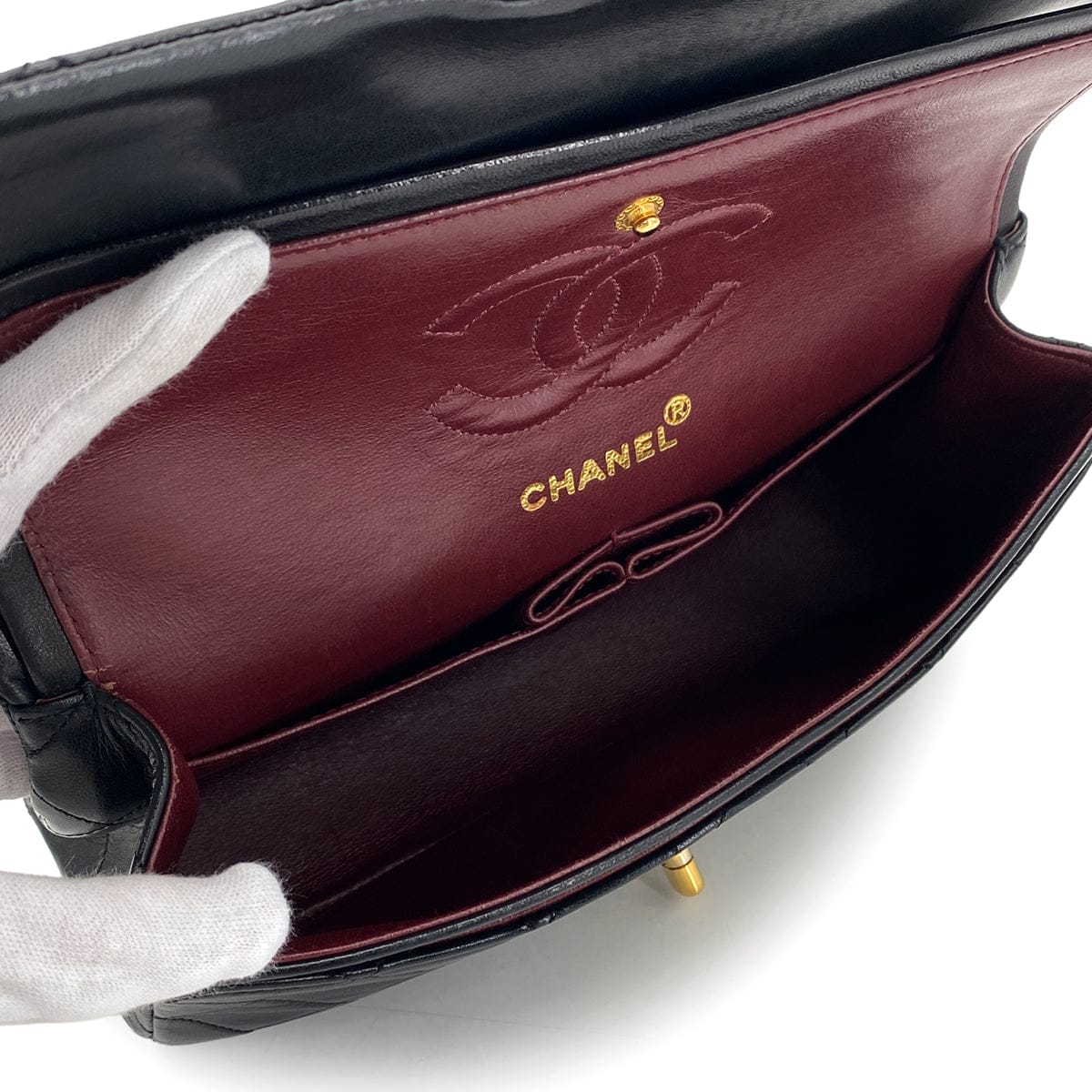 Luxury Promise Japan VINTAGE CHANEL CLASSIC FLAP SMALL CHAIN SHOULDER BAG BLACK LAMB SKIN GOLD HARDWARE 90324281