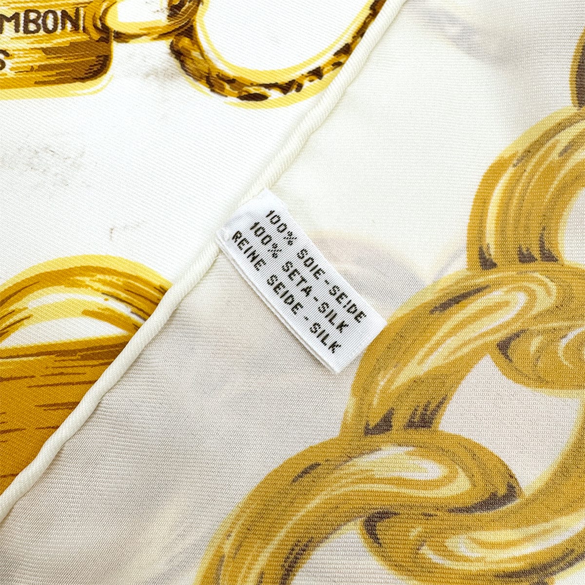 Luxury Promise Japan VINTAGE CHANEL COCOMARK CHAIN PATTERN SCARF WHITE SILK 90323144