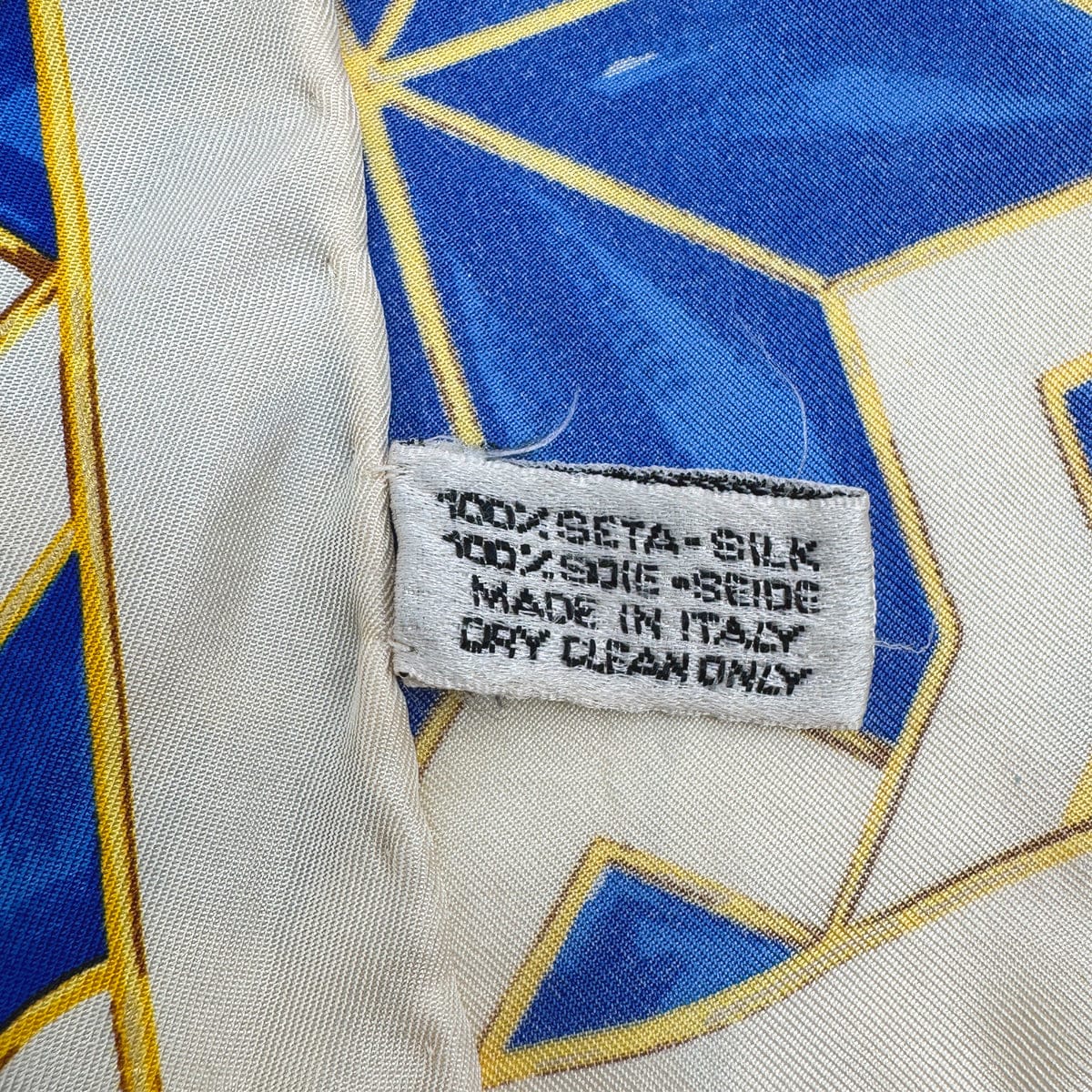 Luxury Promise Japan VINTAGE CHANEL COCOMARK SCARF BLUE WHITE GOLD SILK 90313559