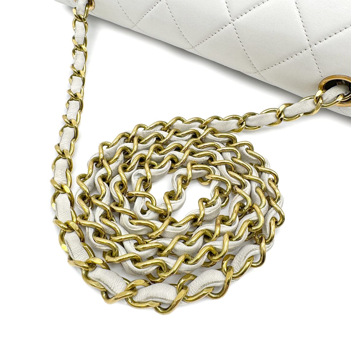 Luxury Promise Japan VINTAGE CHANEL DIANA MEDIUM CHAIN SHOULDER BAG WHITE LAMB SKIN GOLD HARDWARE 90313552