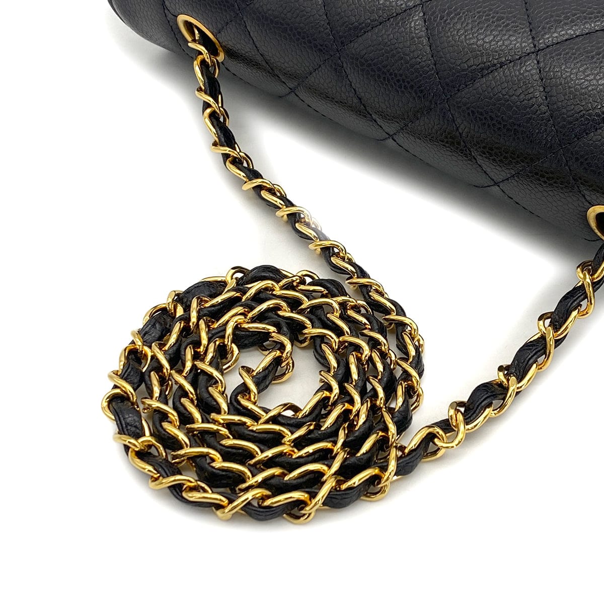 Luxury Promise Japan VINTAGE CHANEL DIANA MIDIUM CHAIN SHOULDER BAG BLACK CAVIAR SKIN GOLD HARDWARE 90318522